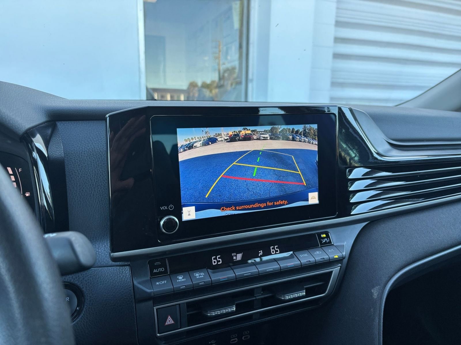 Thumbnail: 2025 Toyota Camry - 17