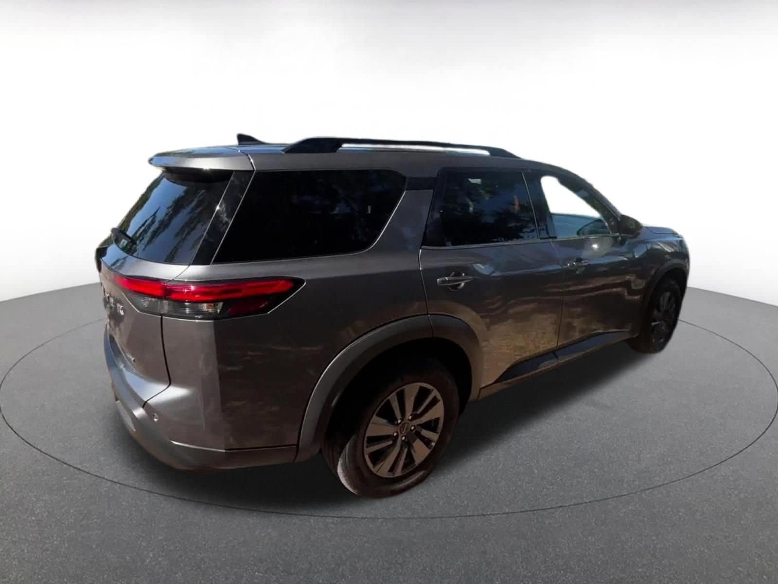 Thumbnail: 2025 Nissan Pathfinder - 14