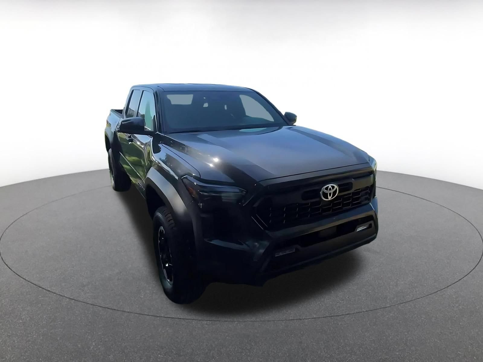 Thumbnail: 2024 Toyota Tacoma - 3
