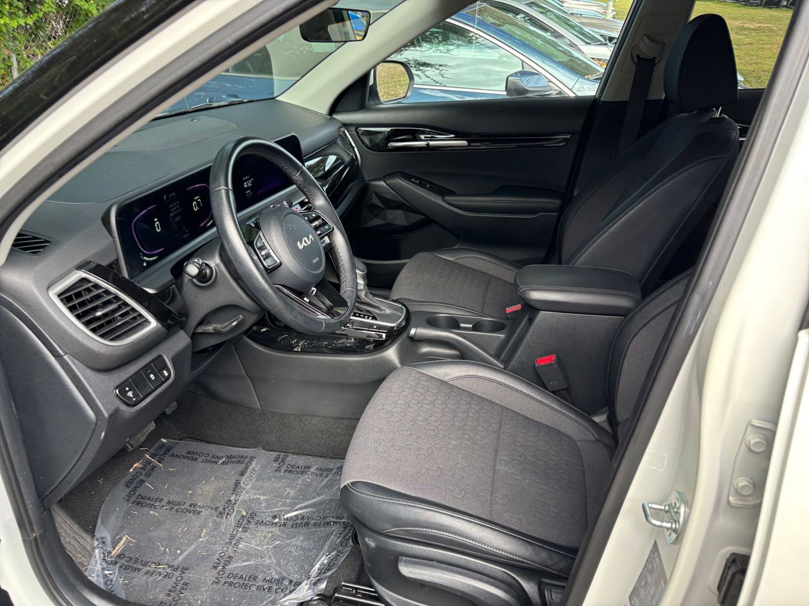 Thumbnail: 2025 Kia Seltos - 27