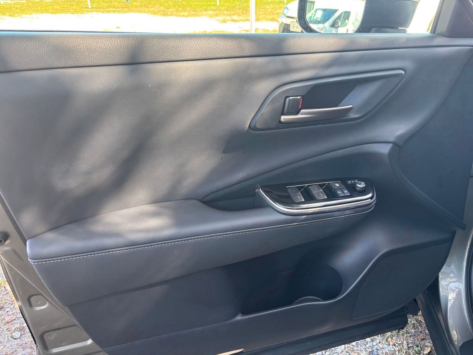 Thumbnail: 2025 Toyota Crown - 18