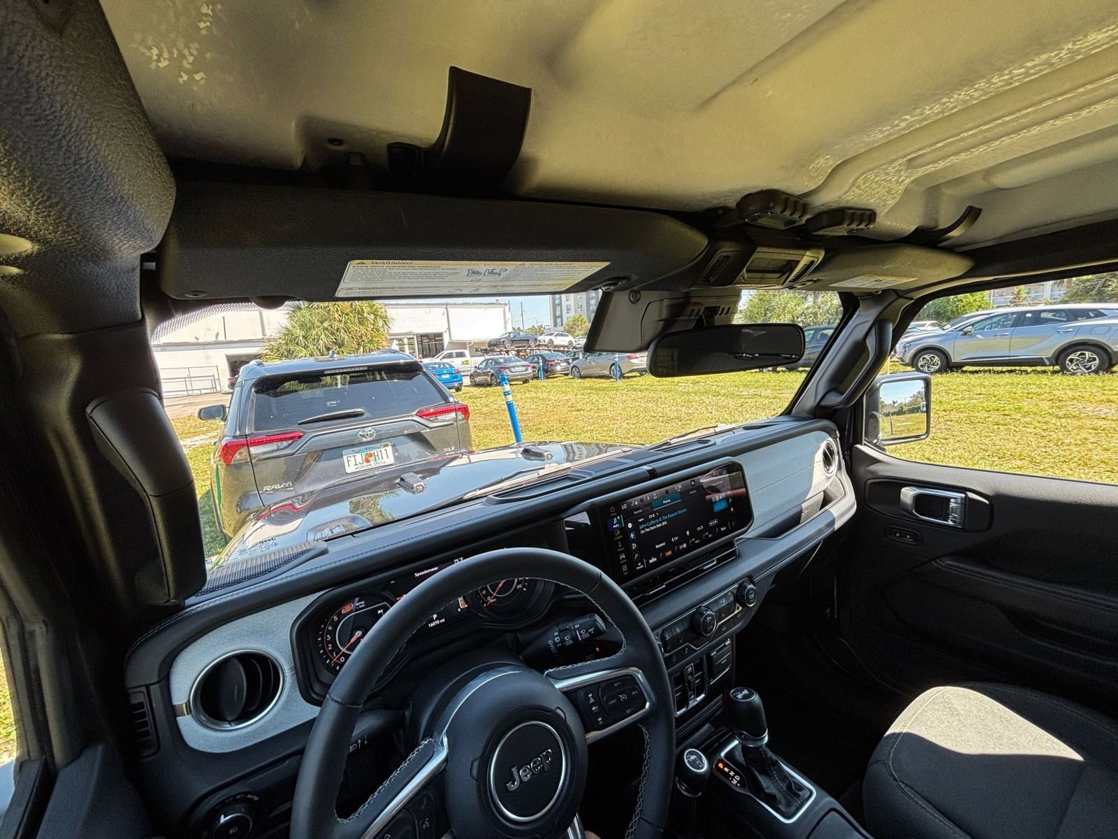 Thumbnail: 2025 Jeep Wrangler - 33