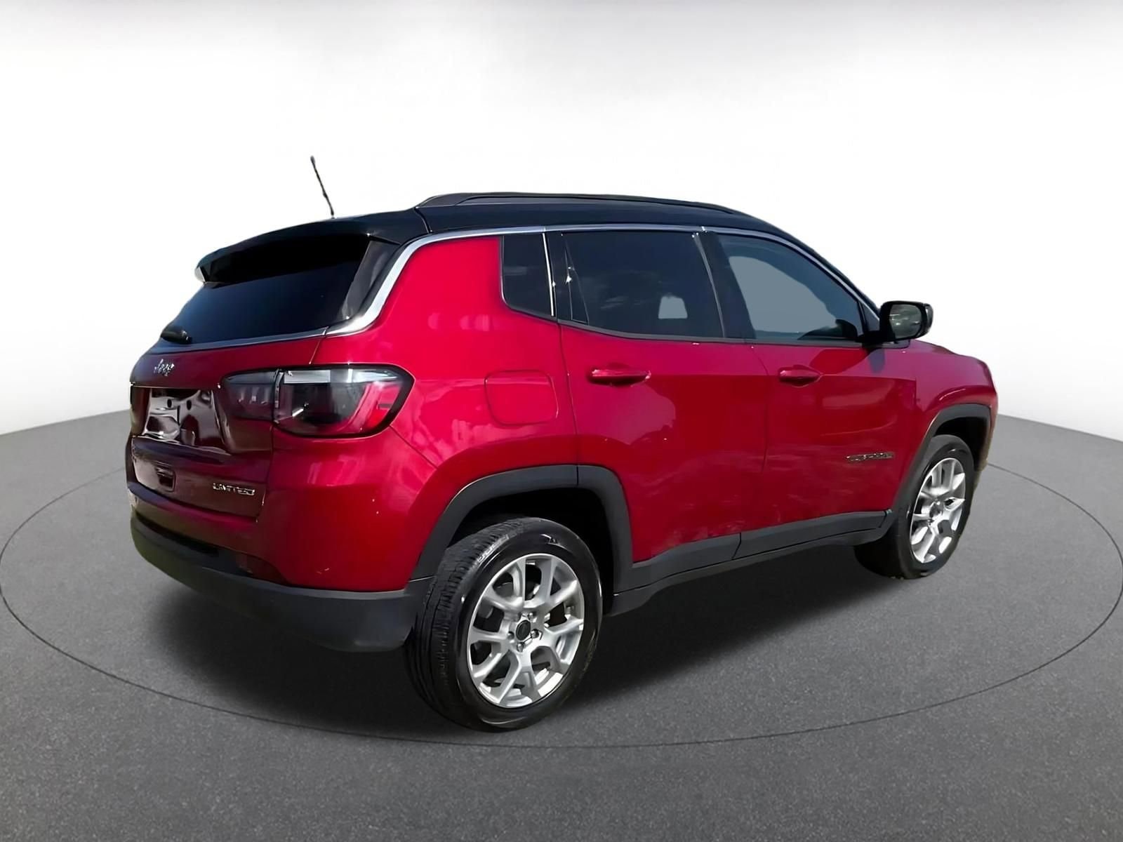 Thumbnail: 2025 Jeep Compass - 14