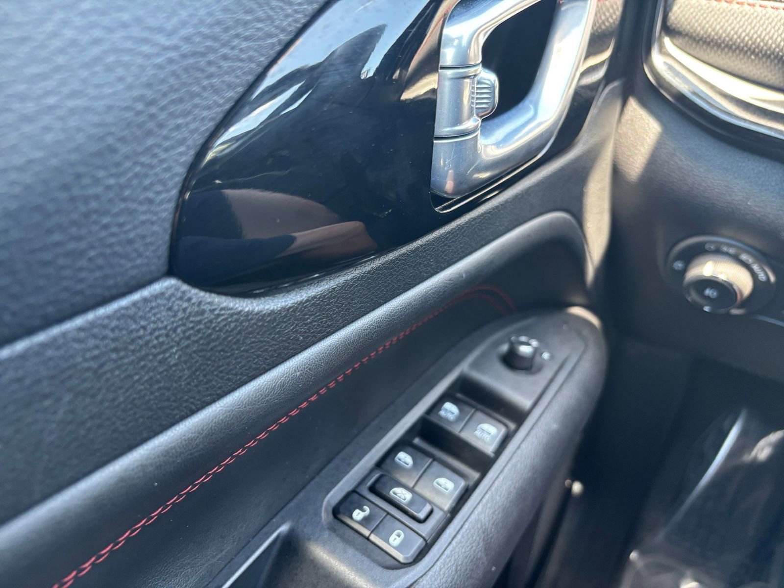 Thumbnail: 2025 Jeep Compass - 18