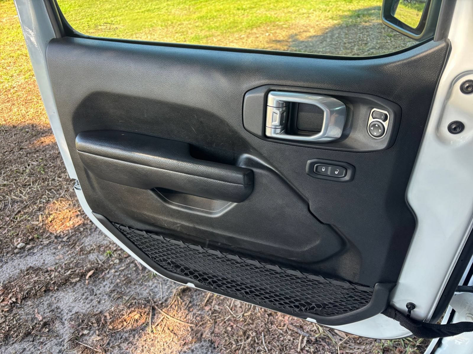 Thumbnail: 2025 Jeep Wrangler - 18