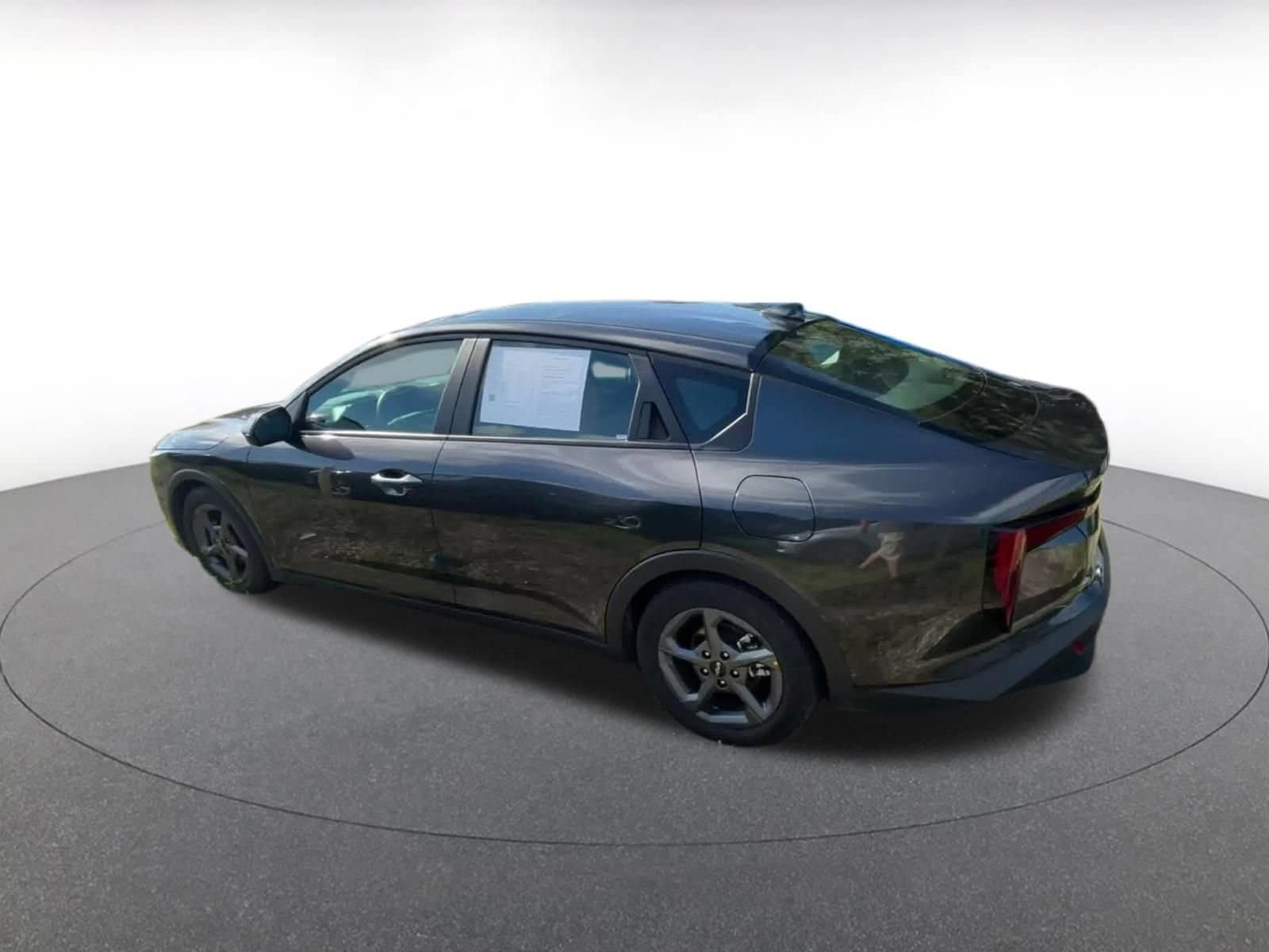 Thumbnail: 2025 Kia K4 - 10