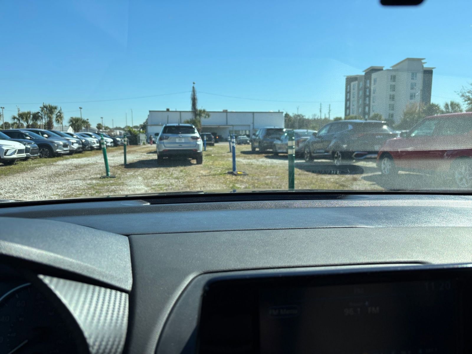 Thumbnail: 2025 Nissan Sentra - 17