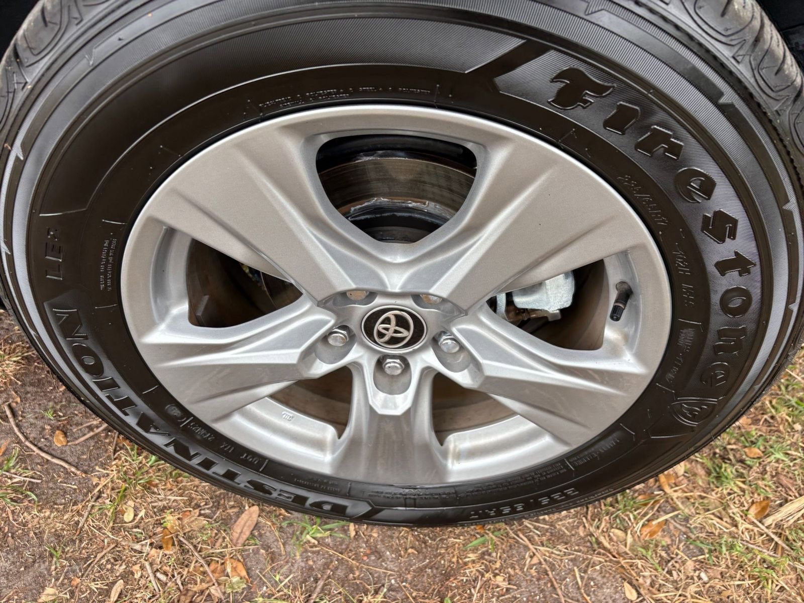 Thumbnail: 2025 Toyota RAV4 - 30