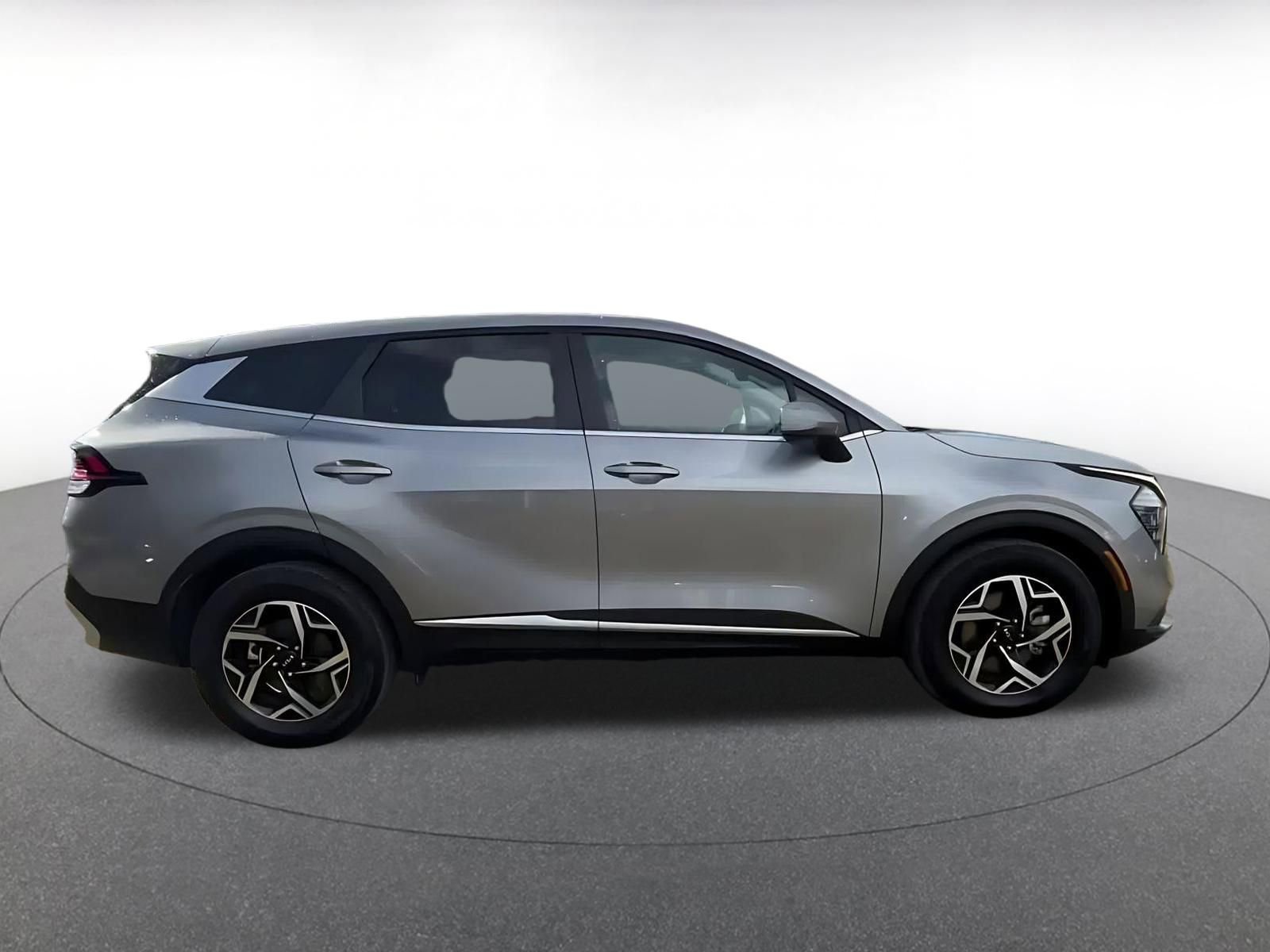 Thumbnail: 2025 Kia Sportage - 17