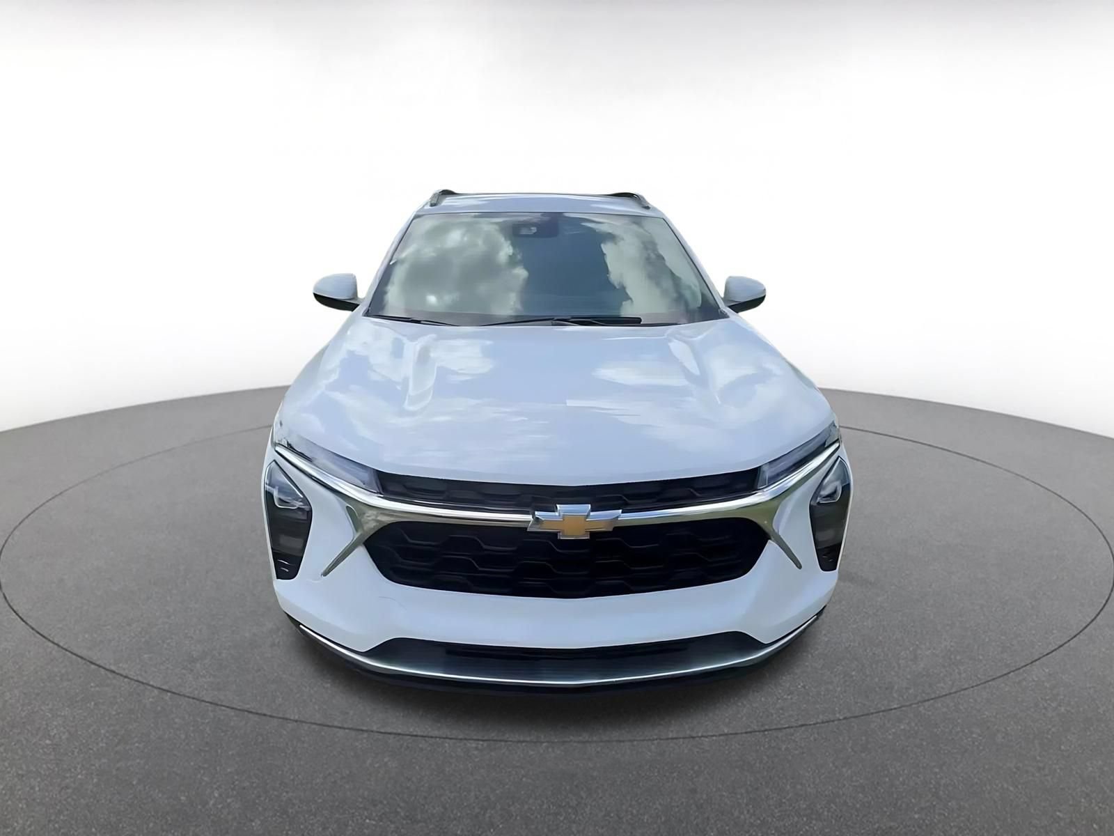 Thumbnail: 2025 Chevrolet Trax - 4