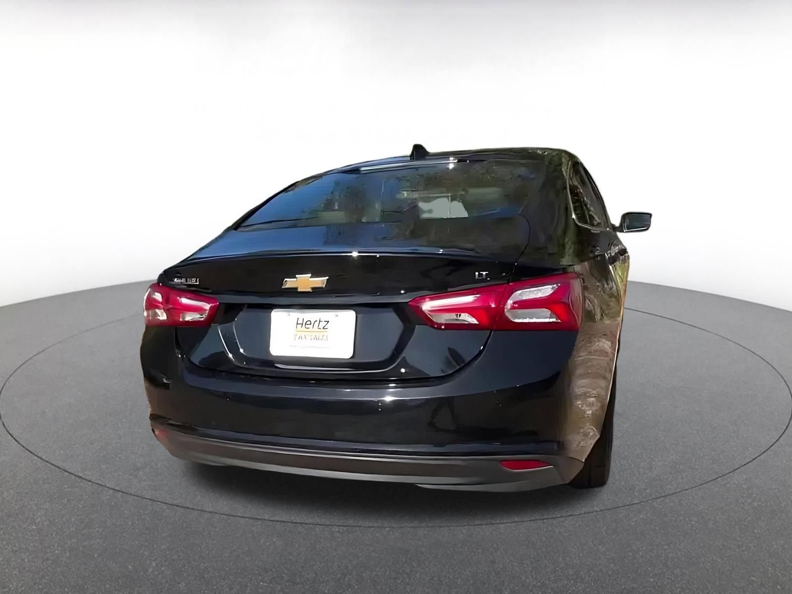 Thumbnail: 2024 Chevrolet Malibu - 12