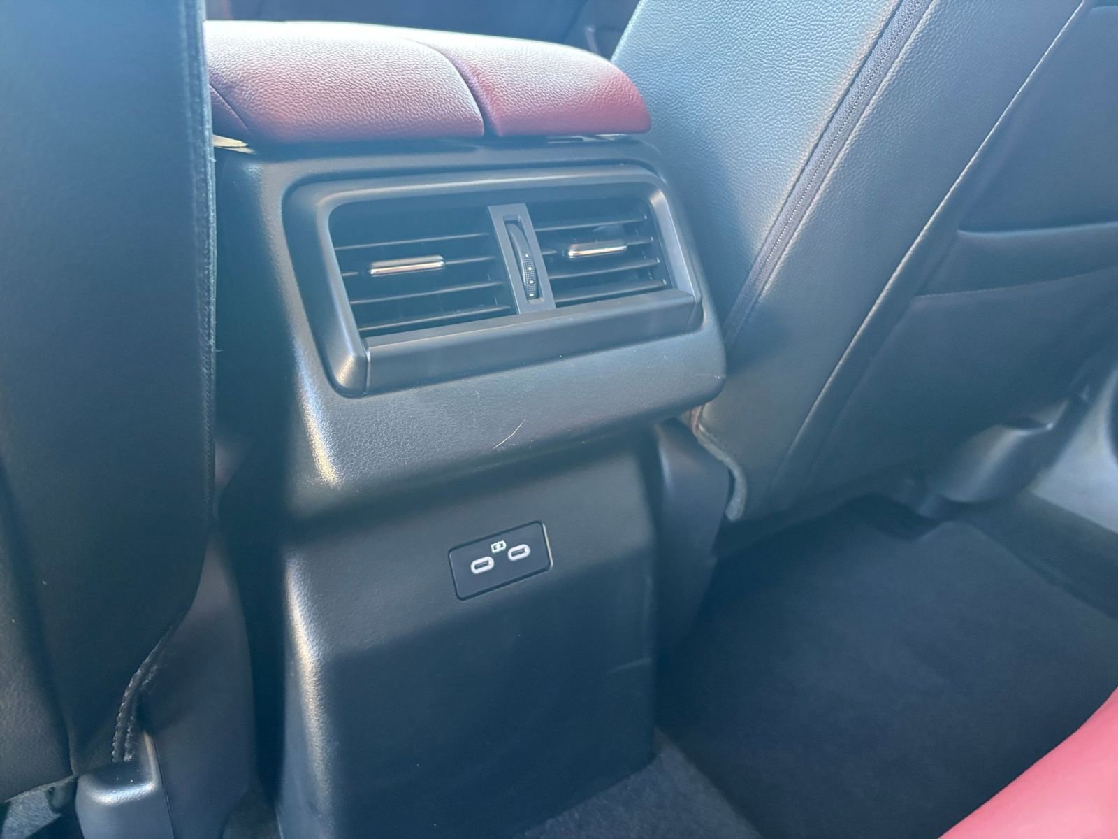 Thumbnail: 2025 Mazda CX-50 - 25