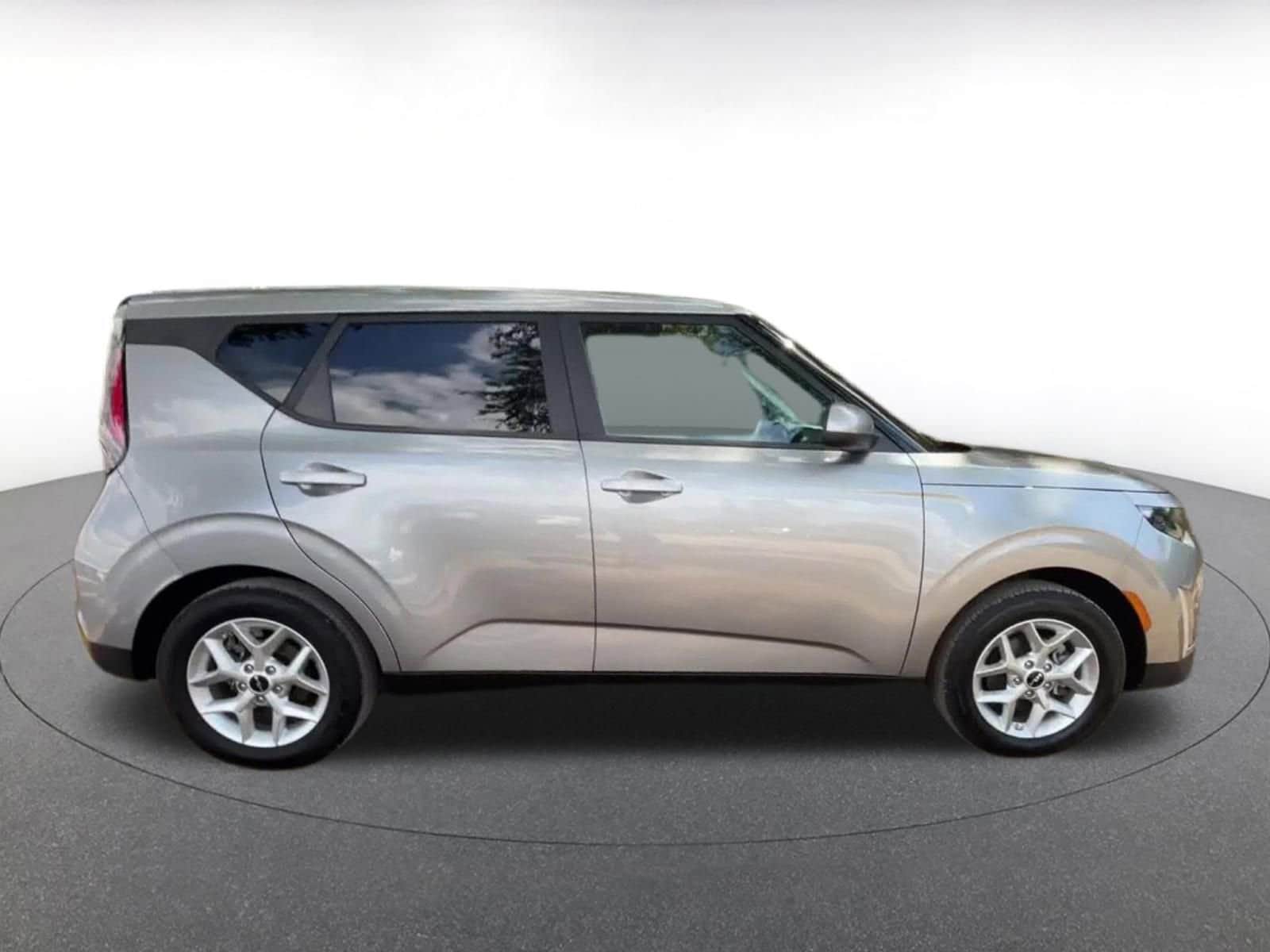 Thumbnail: 2025 Kia Soul - 16