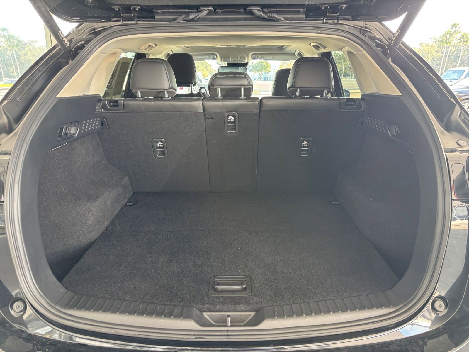 Thumbnail: 2025 Mazda CX-5 - 34