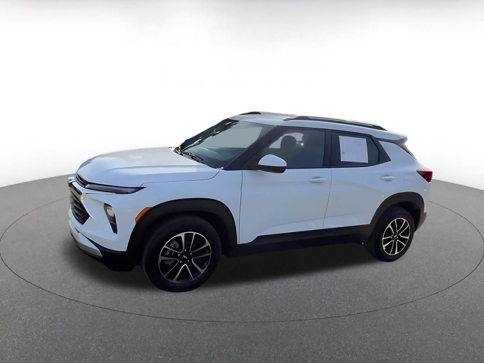 Thumbnail: 2025 Chevrolet TrailBlazer - 8