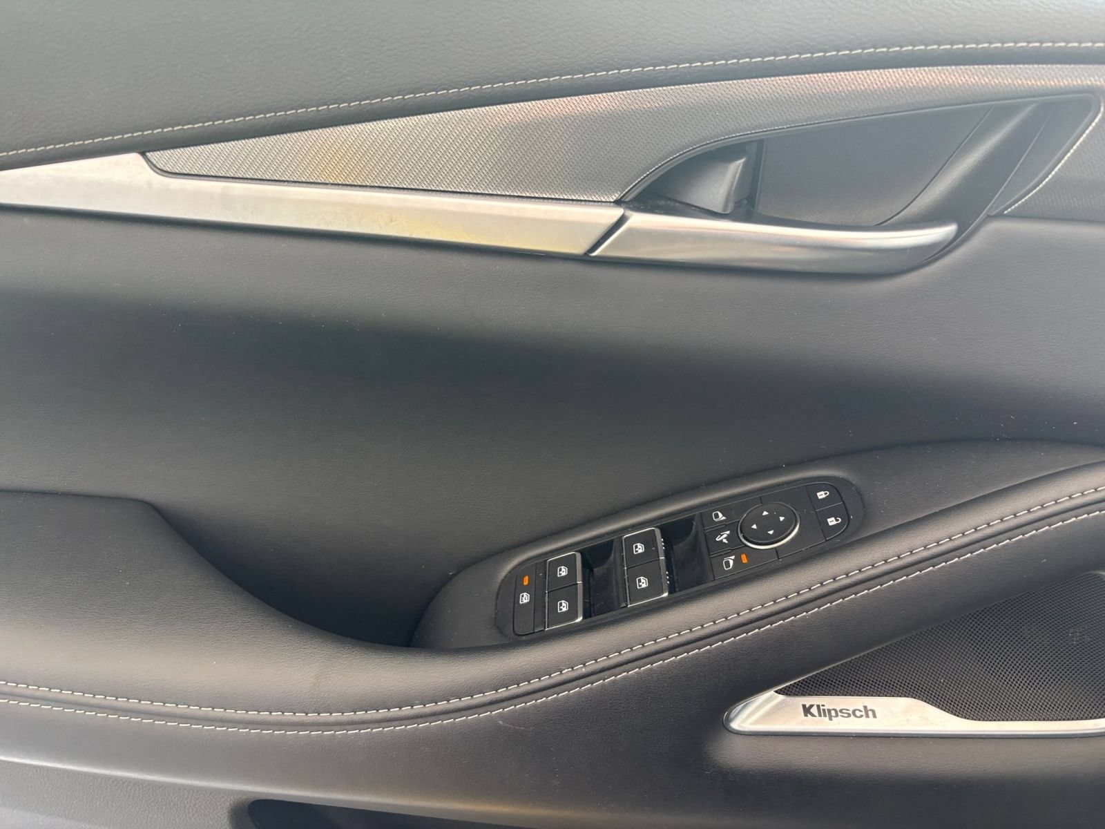 Thumbnail: 2026 INFINITI QX60 - 20