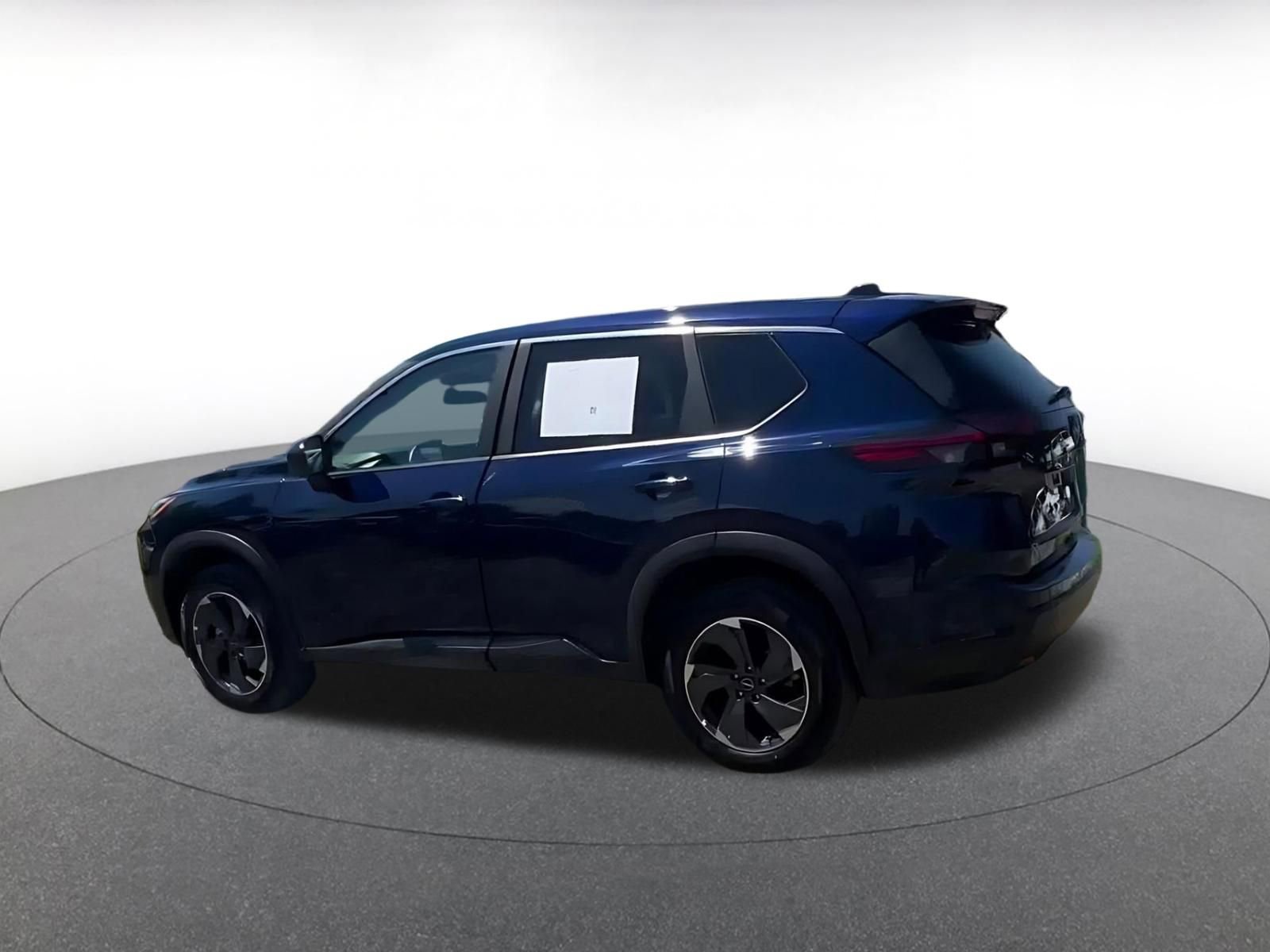 Thumbnail: 2025 Nissan Rogue - 10