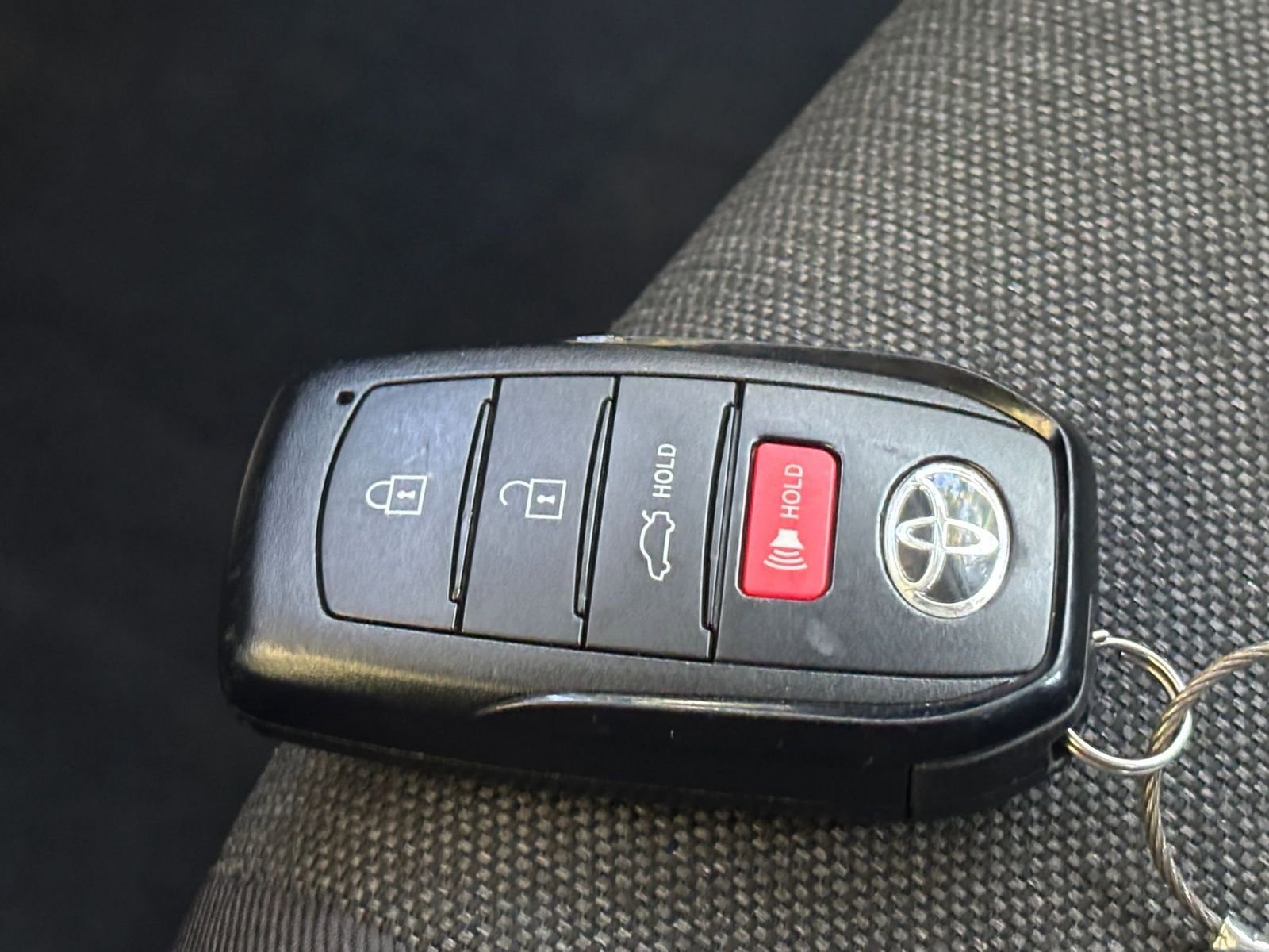 Thumbnail: 2025 Toyota Camry - 22