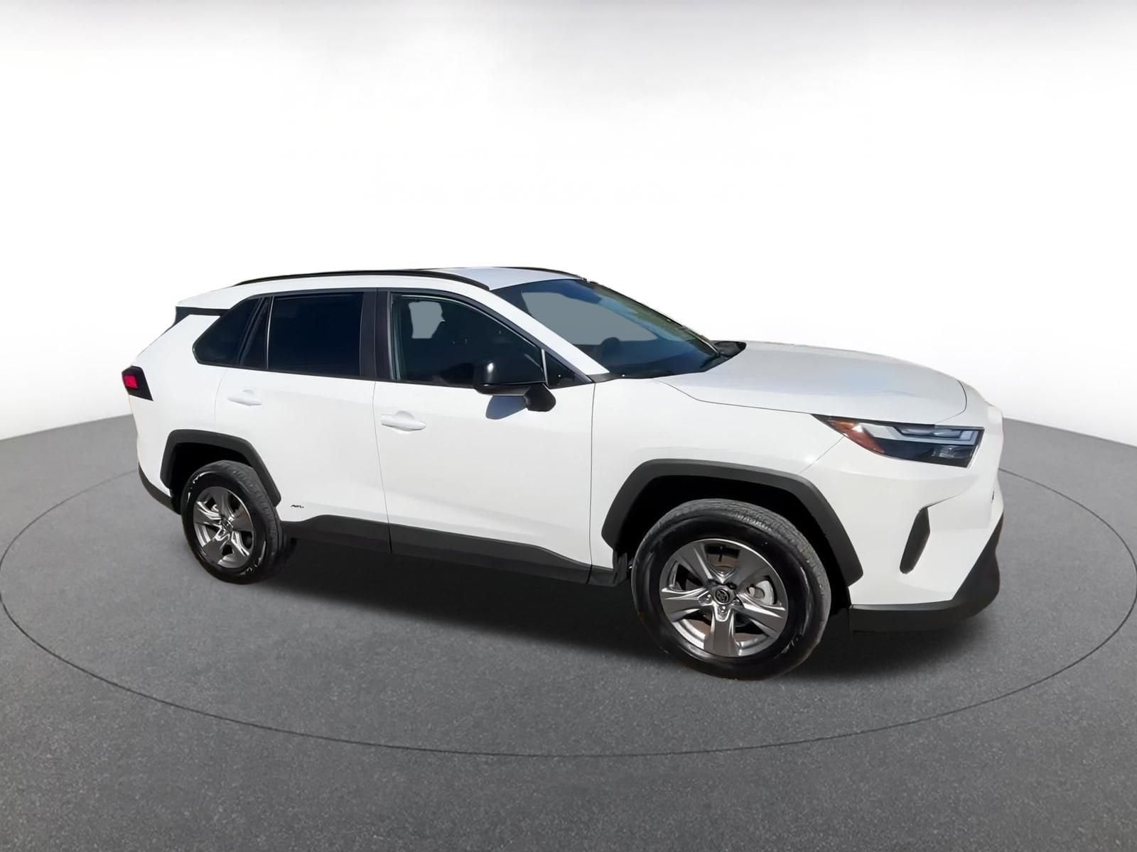 Thumbnail: 2025 Toyota RAV4 - 2