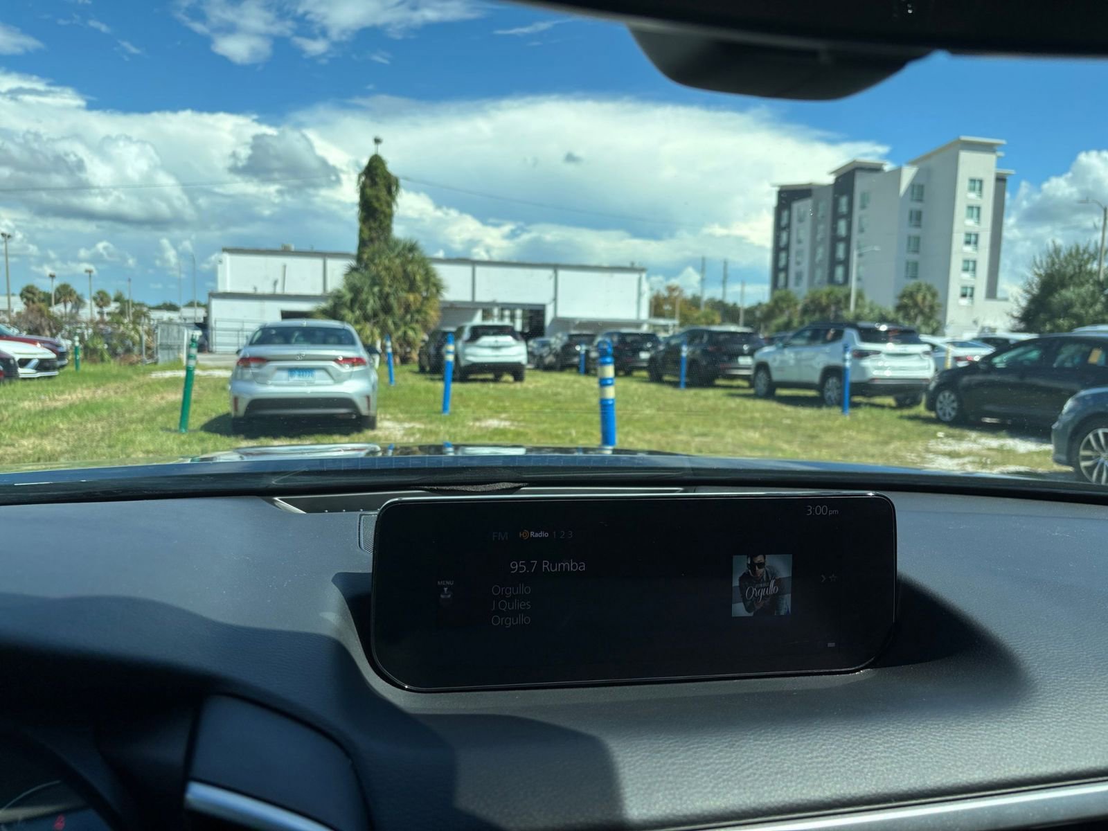 Thumbnail: 2025 Mazda CX-50 - 18