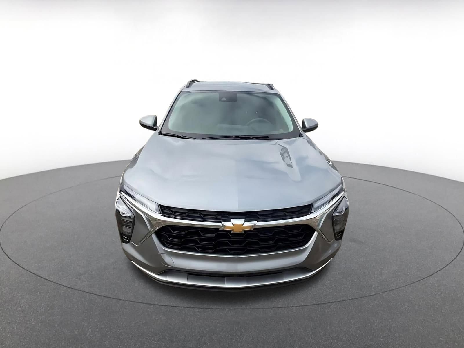 Thumbnail: 2025 Chevrolet Trax - 4