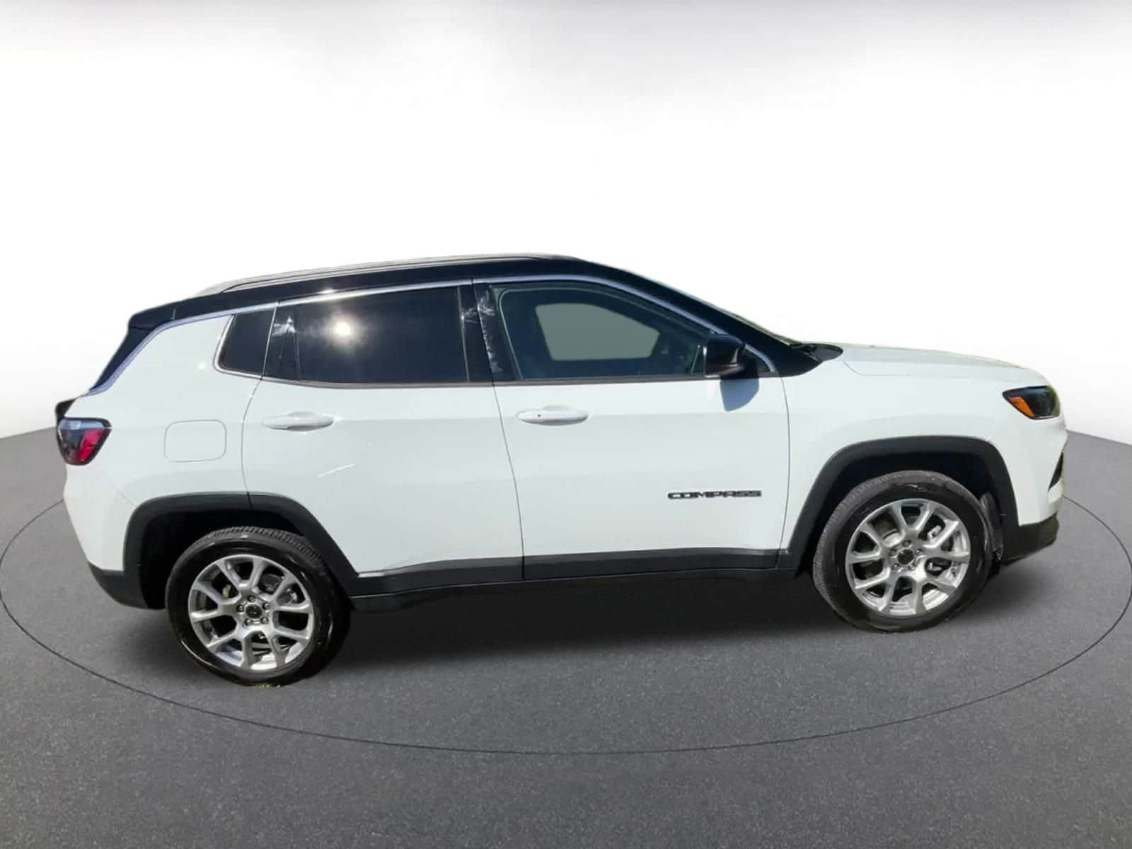 Thumbnail: 2025 Jeep Compass - 16