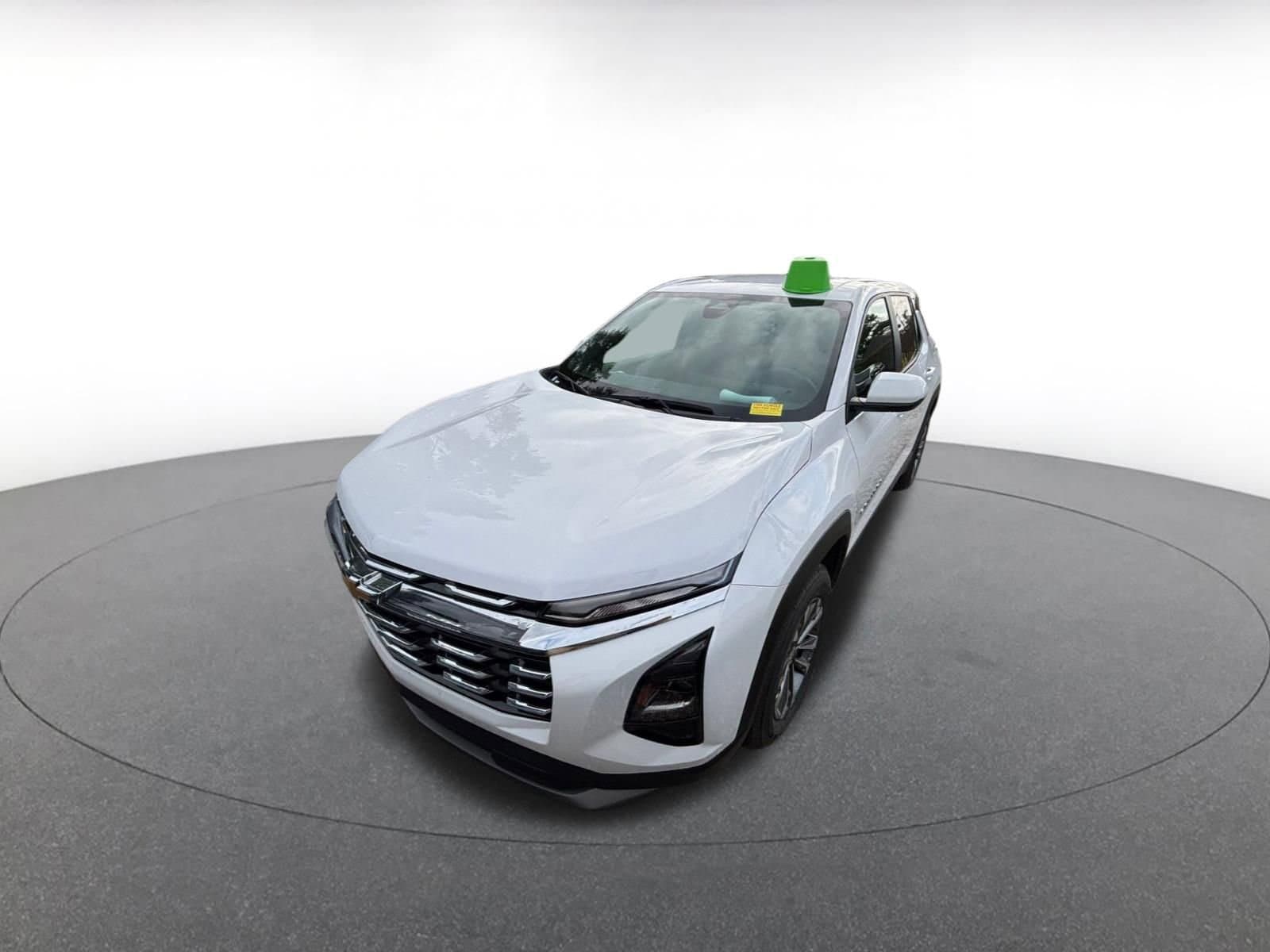 Thumbnail: 2025 Chevrolet Equinox - 2