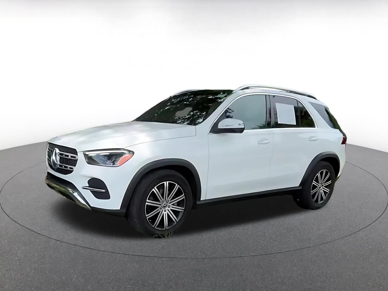 Thumbnail: 2026 Mercedes-Benz GLE - 8