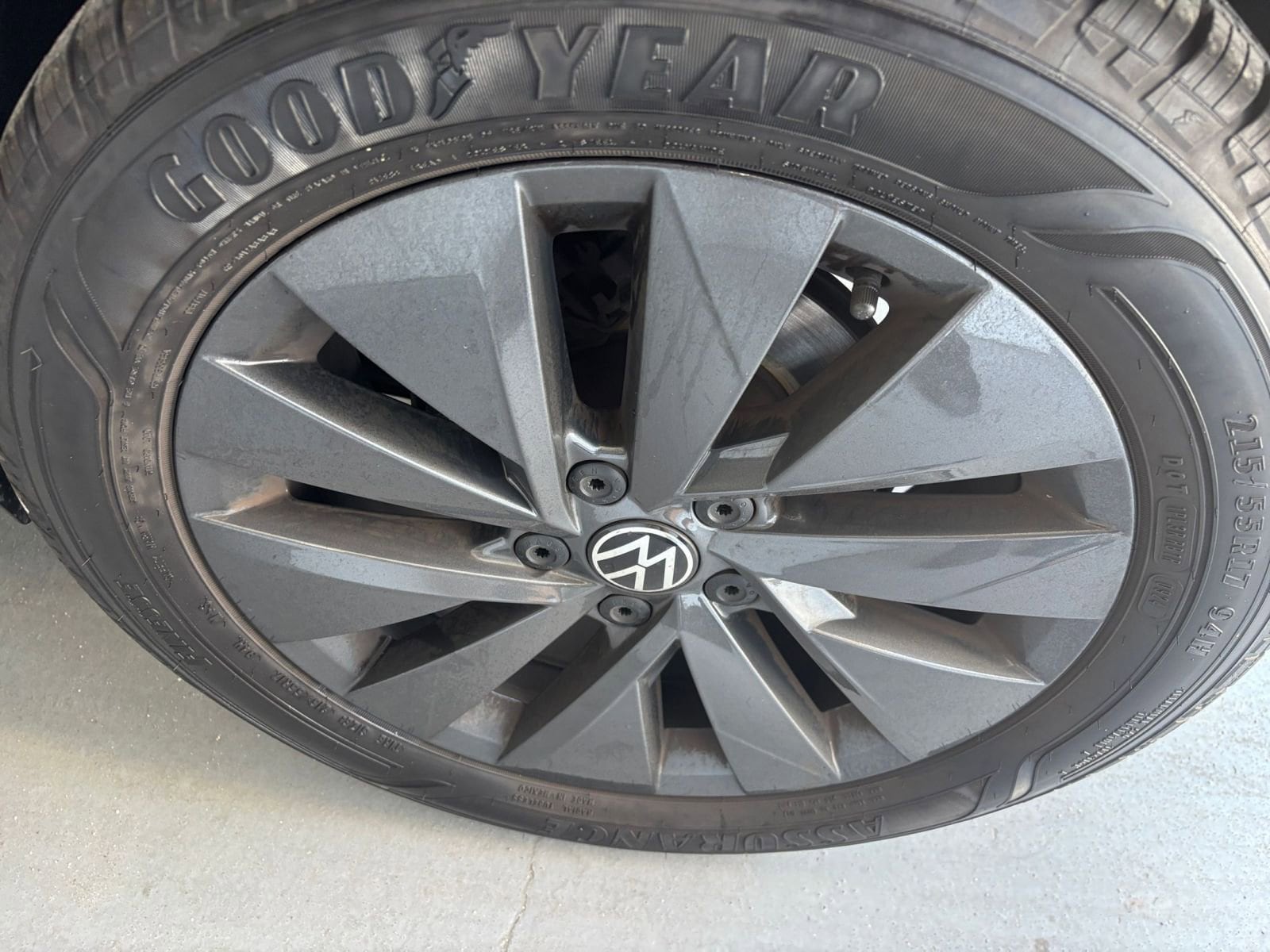 Thumbnail: 2024 Volkswagen Taos - 30