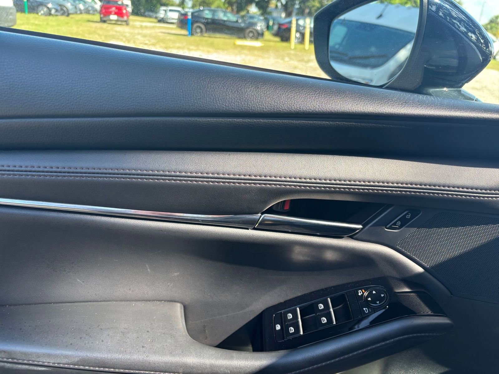 Thumbnail: 2025 Mazda Mazda3 - 20