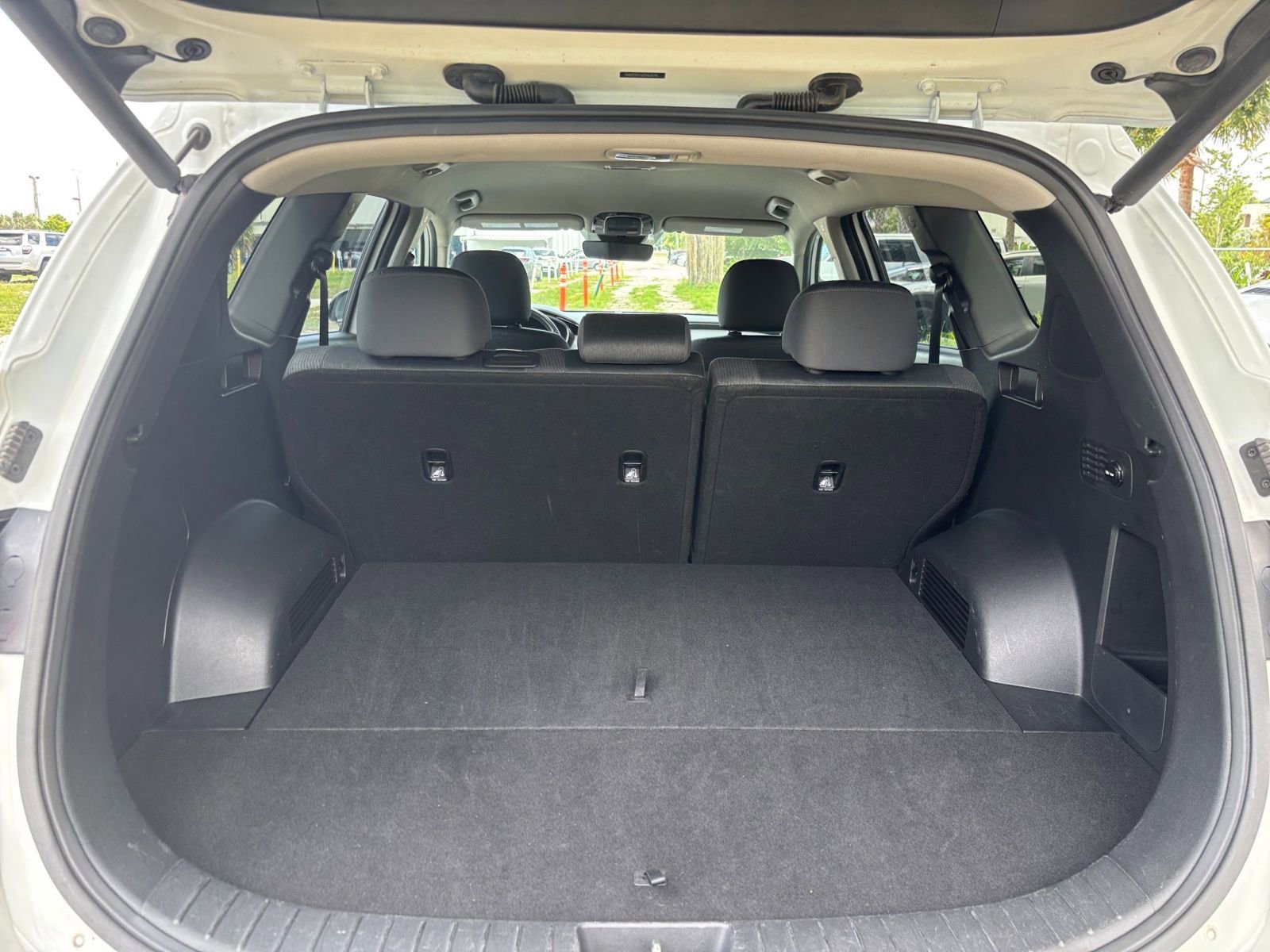 2023 Hyundai Santa Fe SEL 26