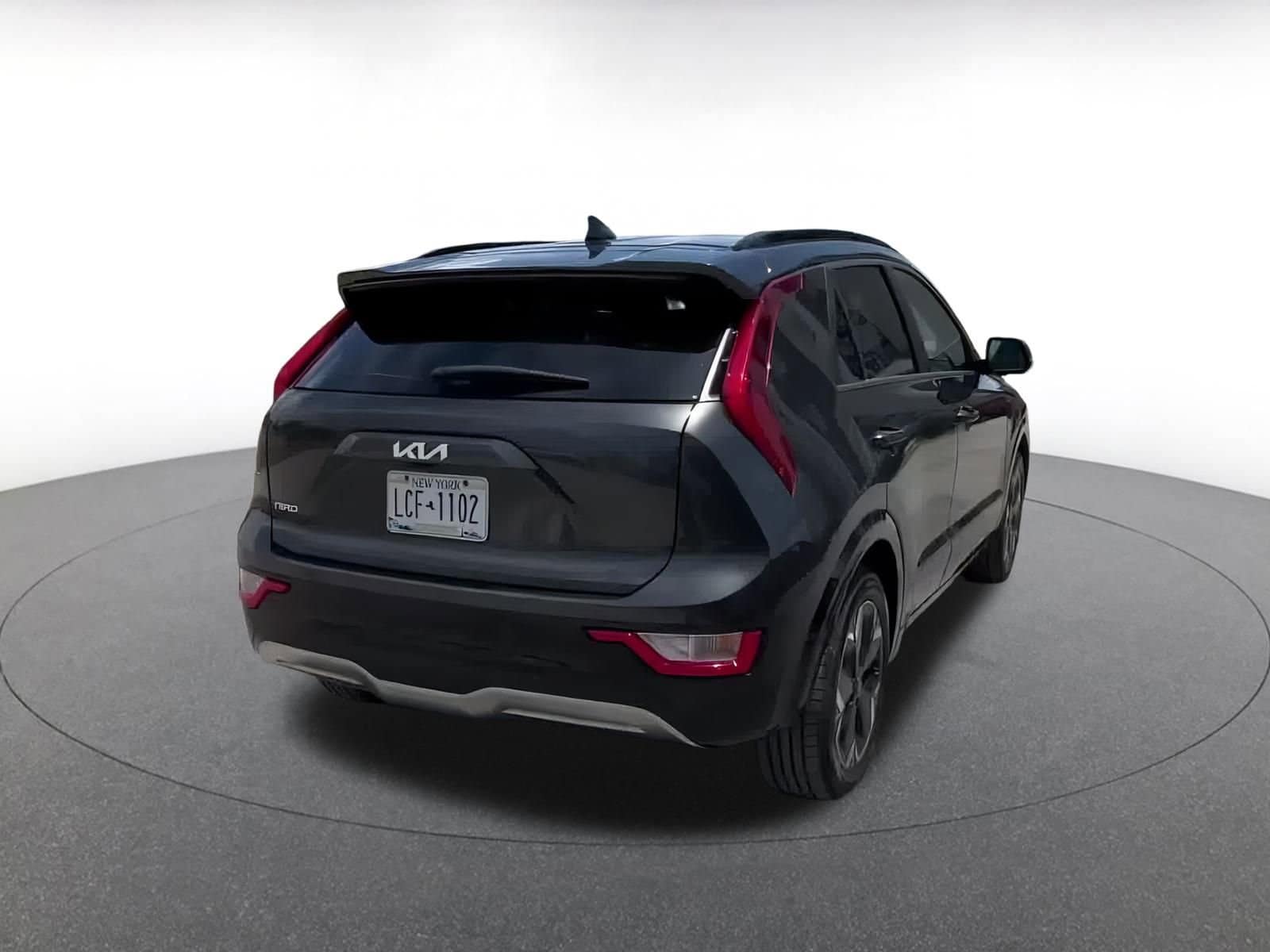 Thumbnail: 2023 Kia Niro - 14