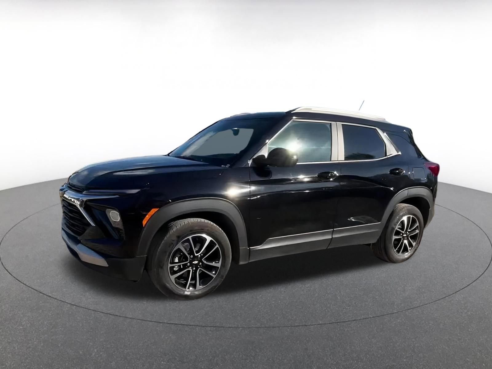 Thumbnail: 2025 Chevrolet TrailBlazer - 8