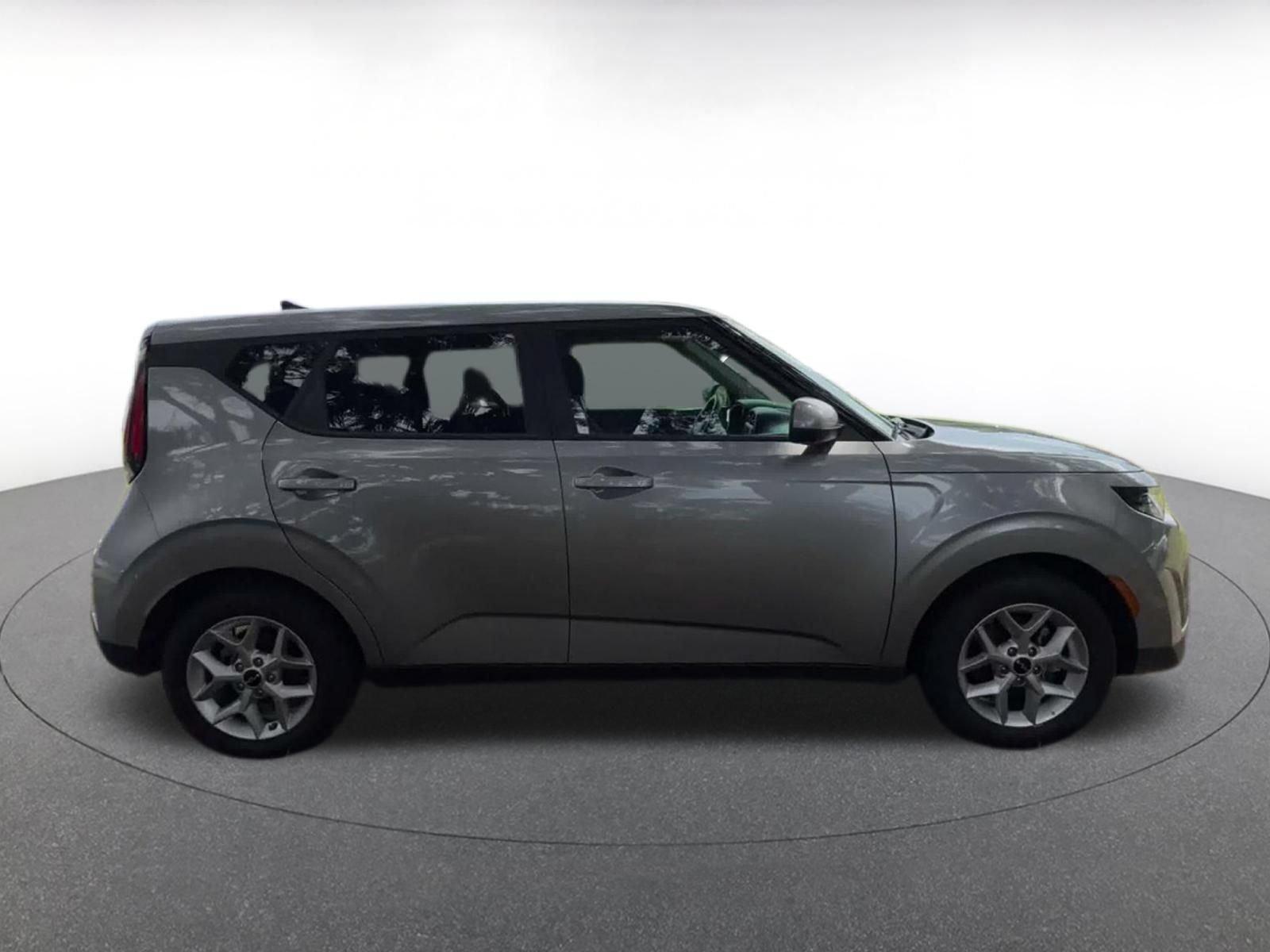 Thumbnail: 2025 Kia Soul - 16