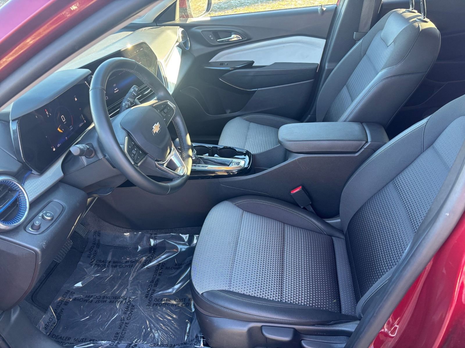 Thumbnail: 2025 Chevrolet Trax - 27