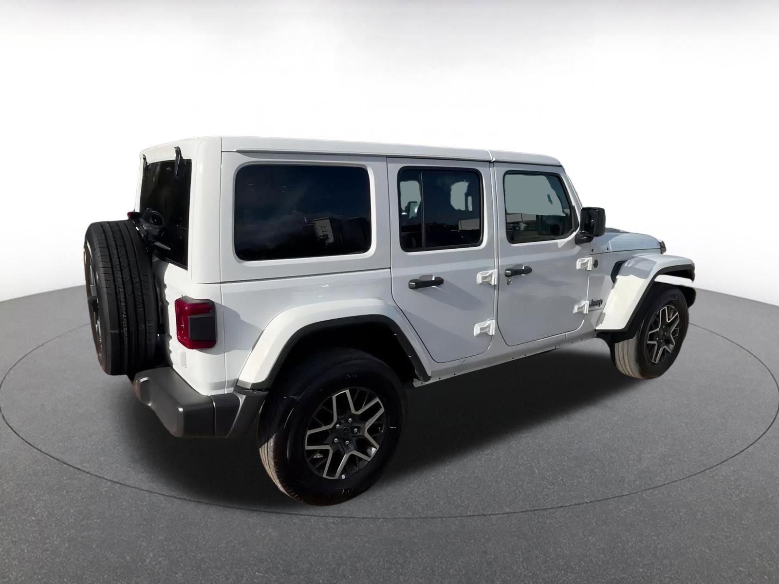 Thumbnail: 2025 Jeep Wrangler - 14