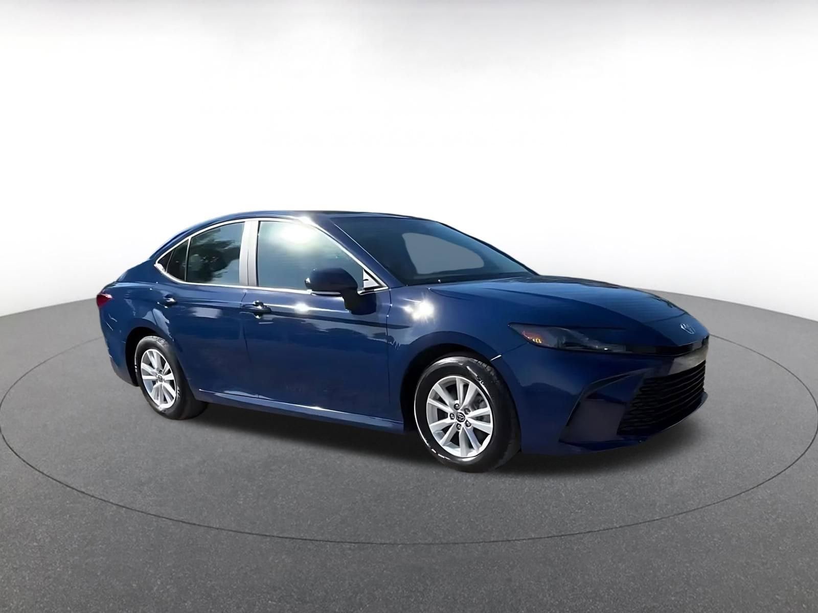 Thumbnail: 2025 Toyota Camry - 1