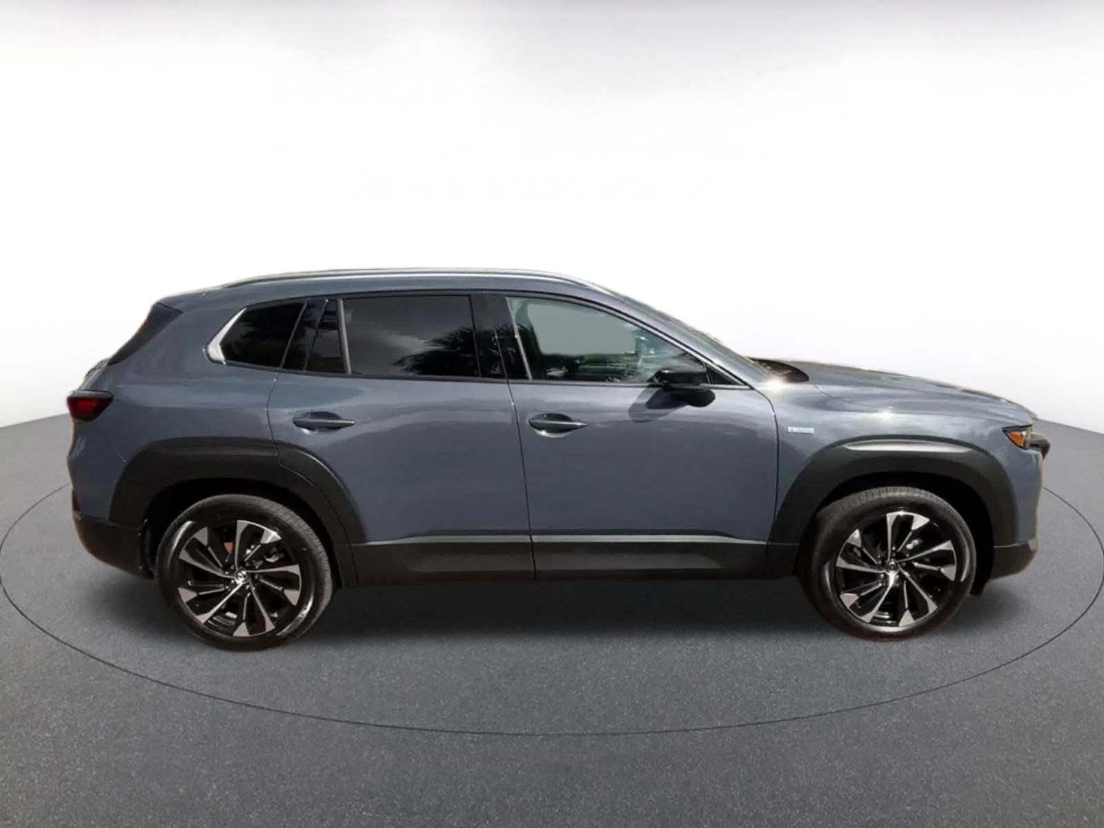 Thumbnail: 2025 Mazda CX-50 - 16