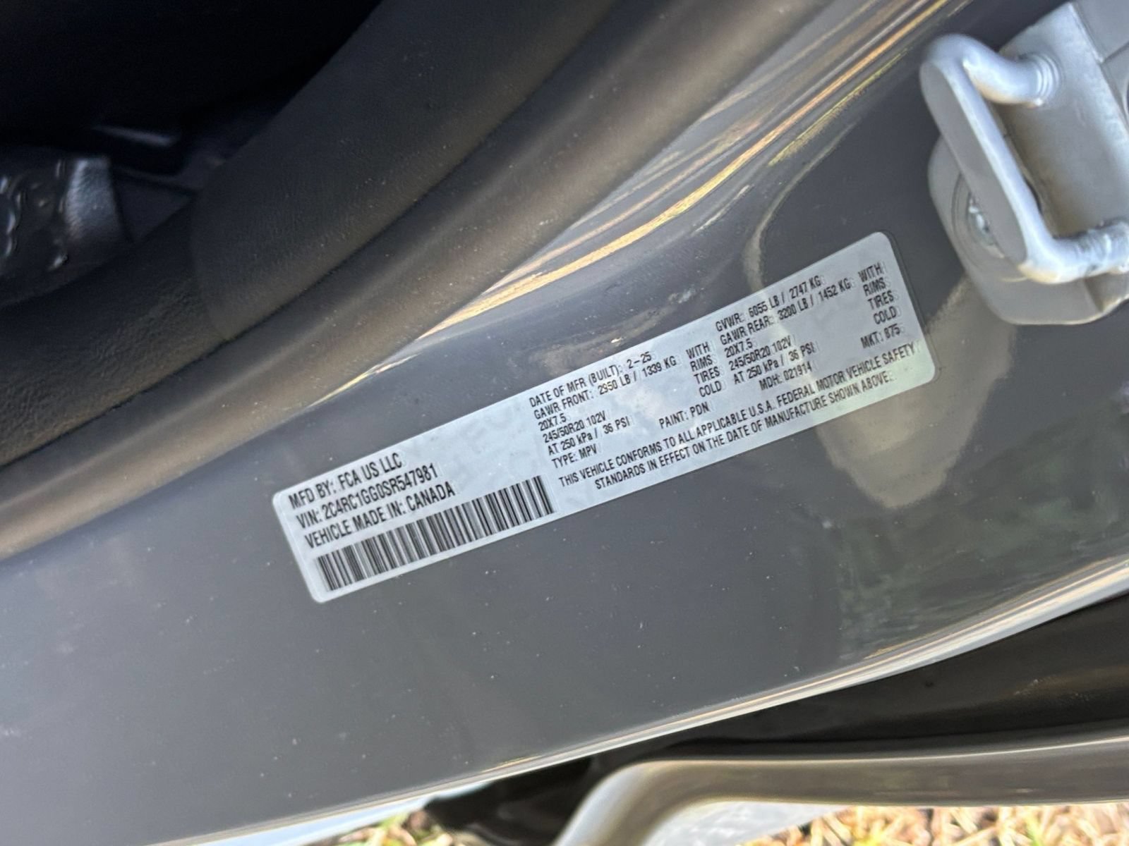 Thumbnail: 2025 Chrysler Pacifica - 33