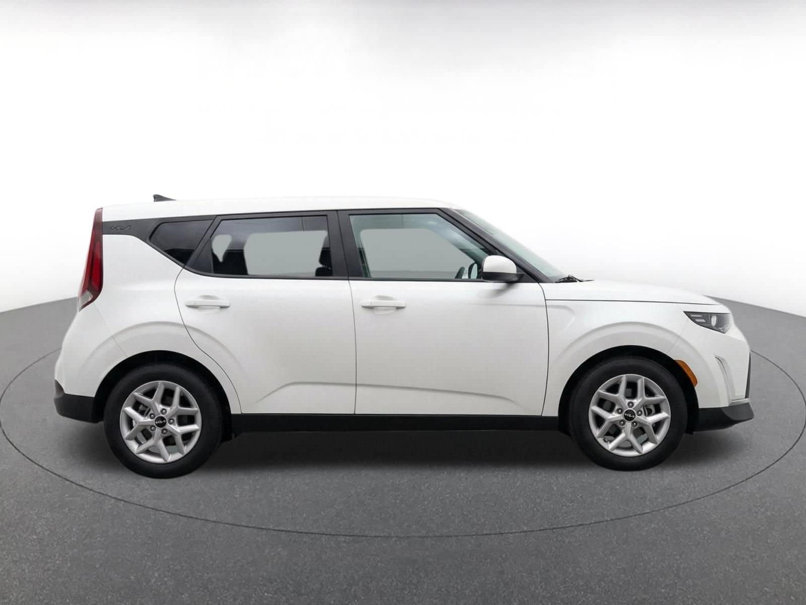 Thumbnail: 2025 Kia Soul - 10