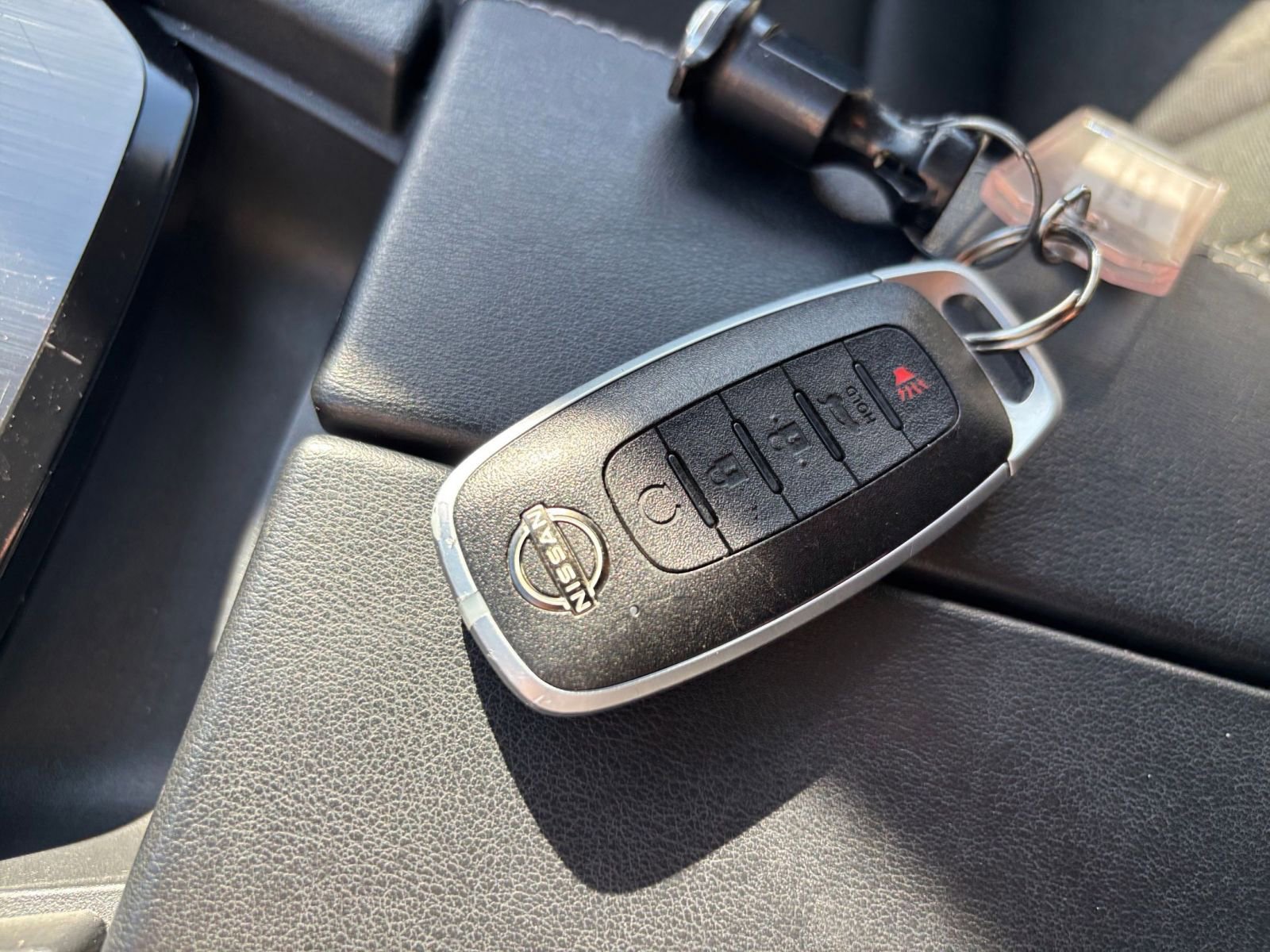 Thumbnail: 2025 Nissan Rogue - 27