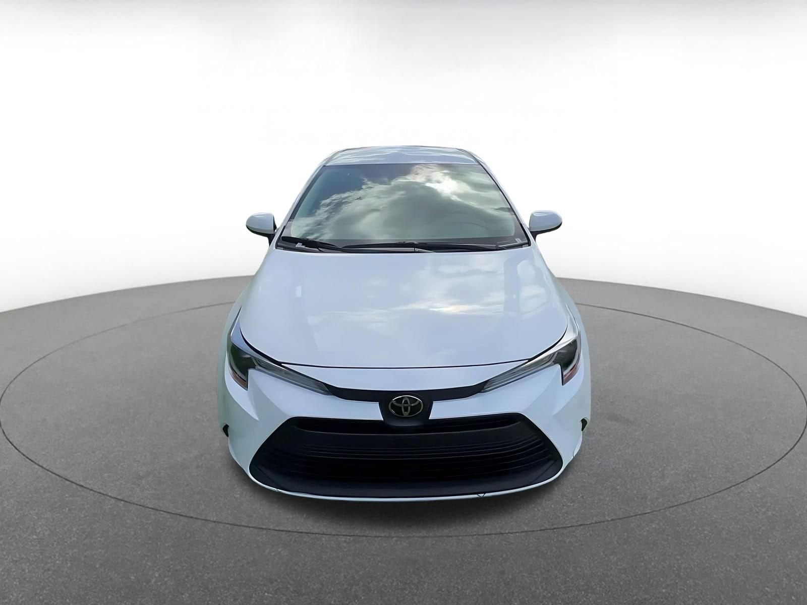 Thumbnail: 2025 Toyota Corolla - 4