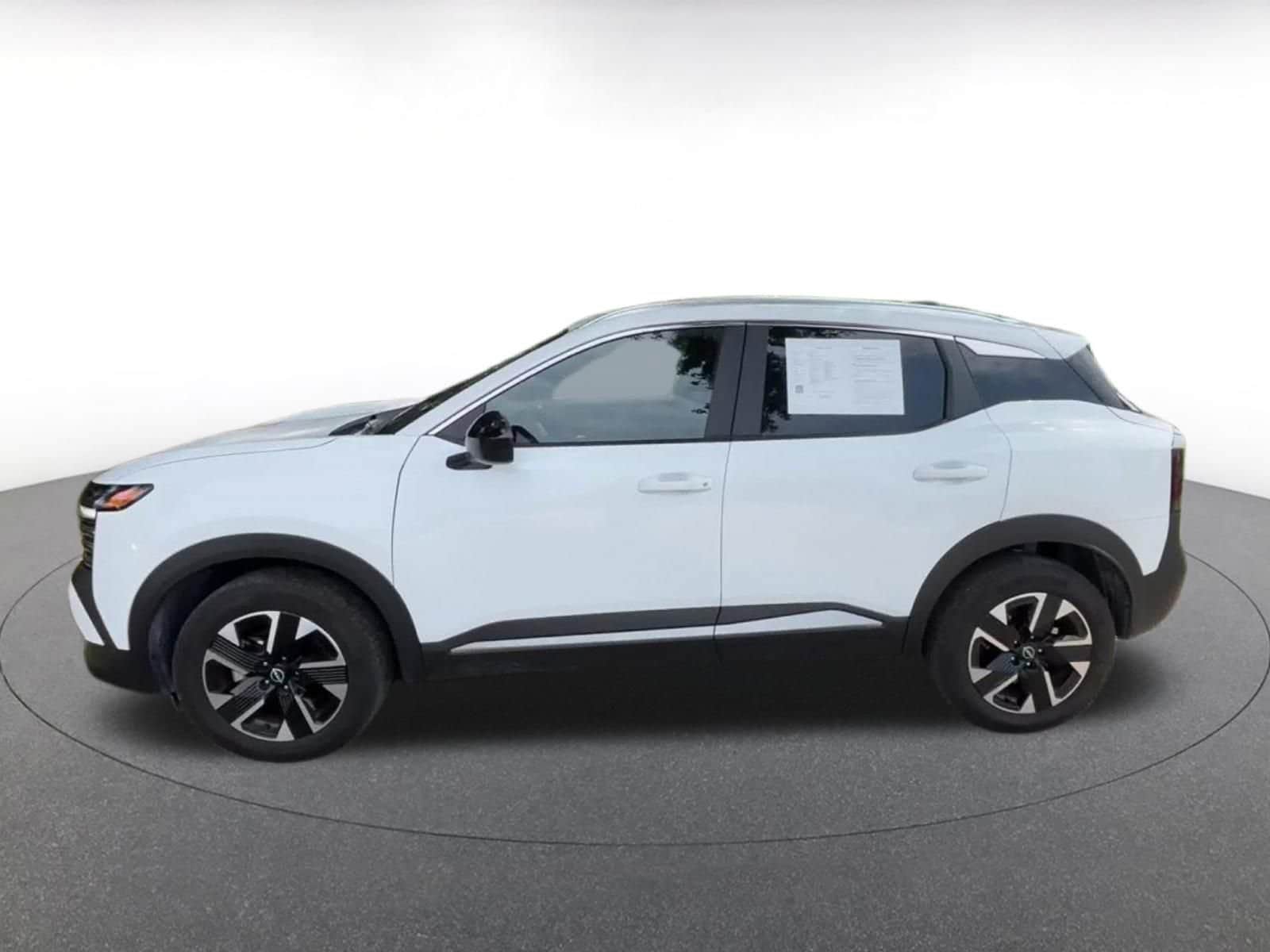 Thumbnail: 2026 Nissan Kicks - 9