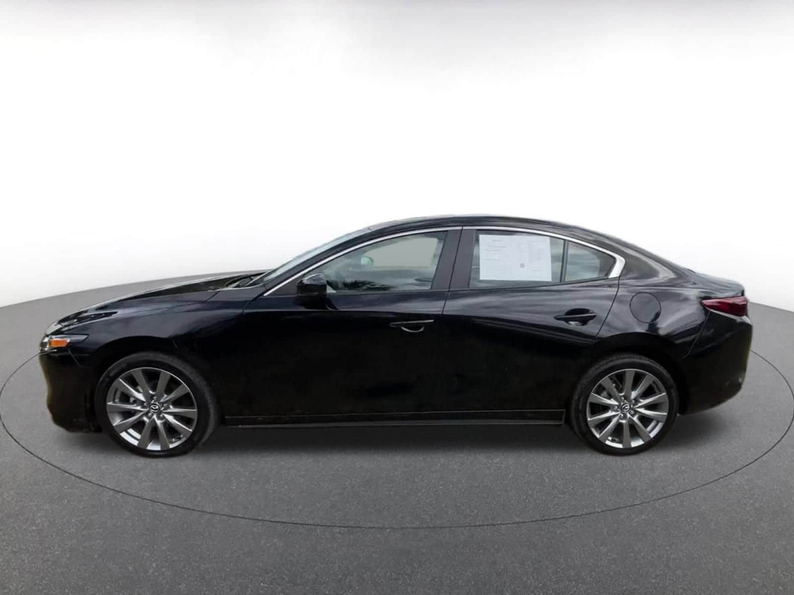 Thumbnail: 2025 Mazda Mazda3 - 10