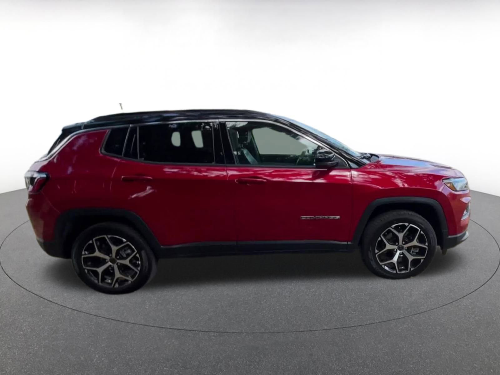 Thumbnail: 2025 Jeep Compass - 16