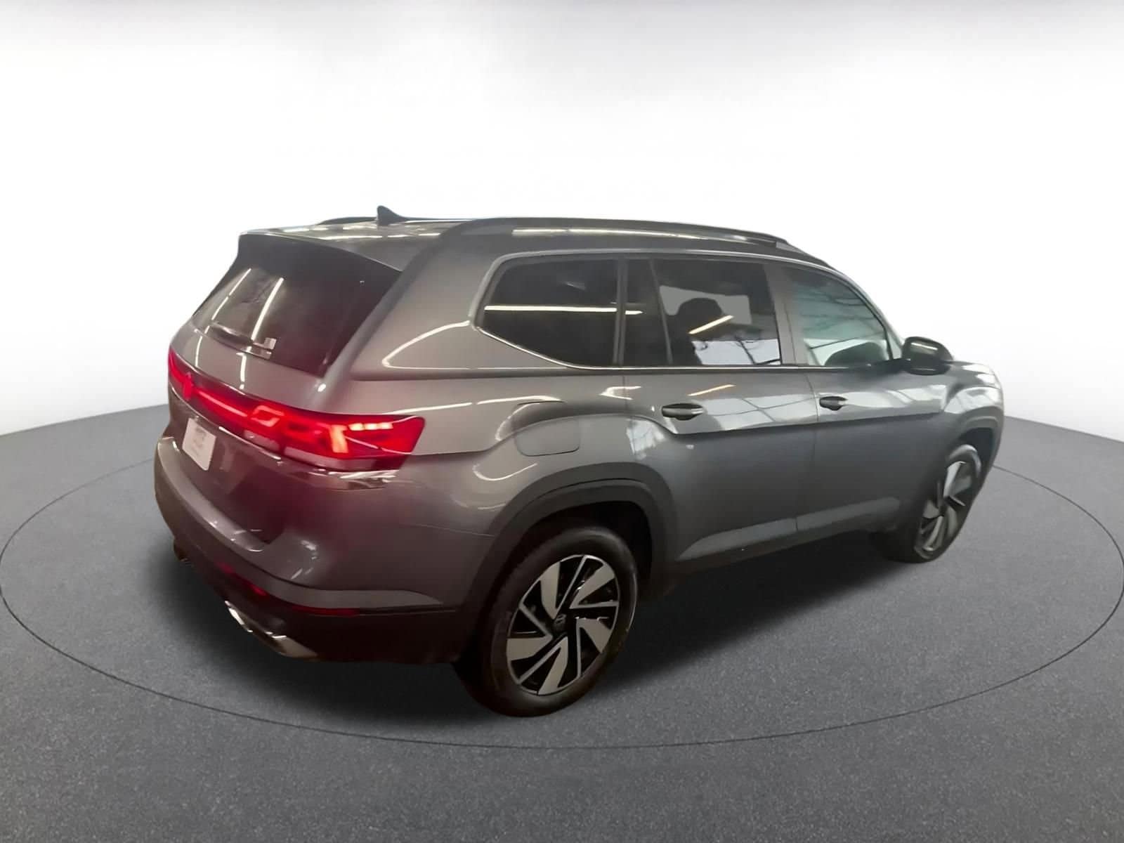 Thumbnail: 2025 Volkswagen Atlas - 15