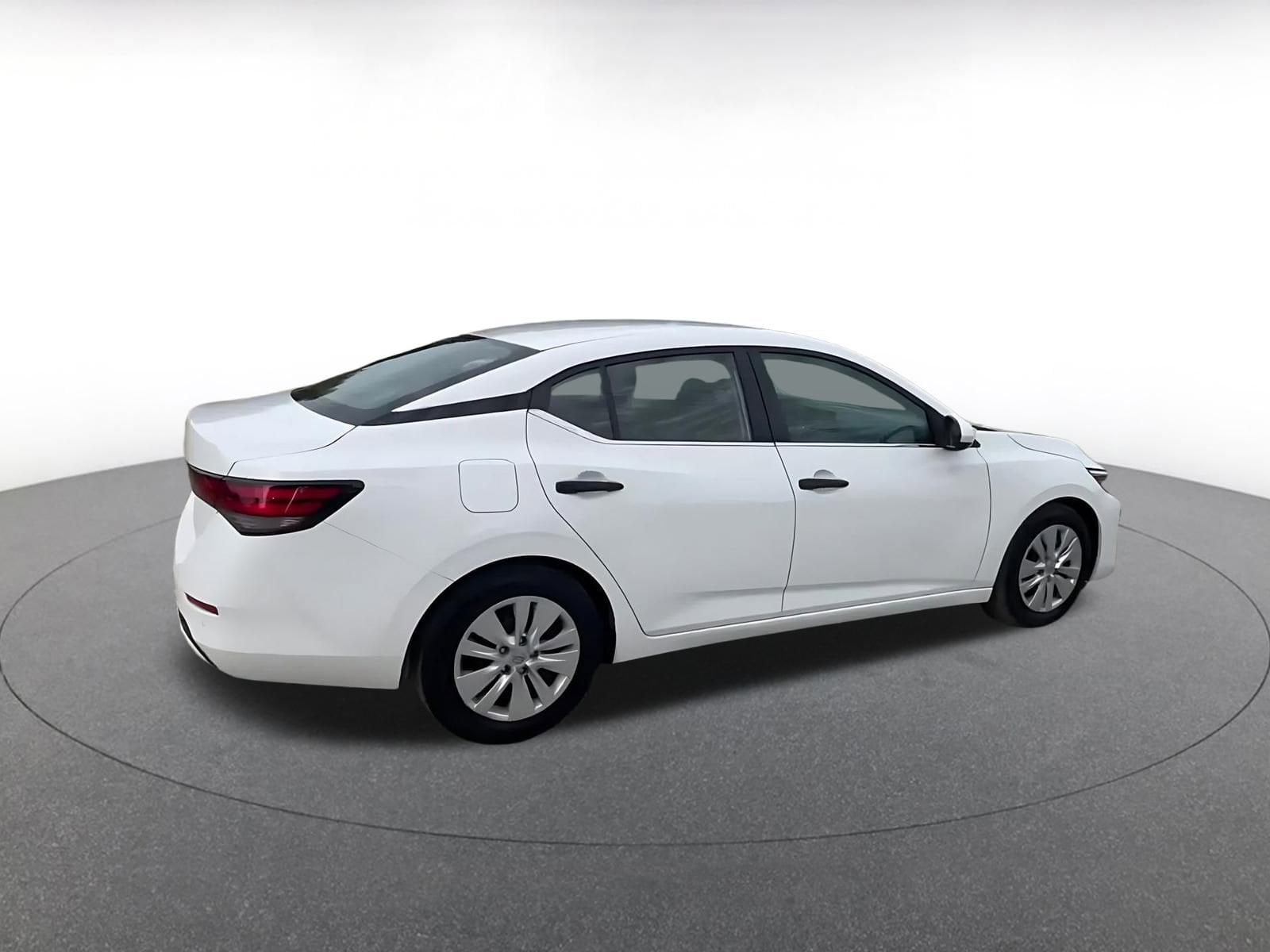 Thumbnail: 2025 Nissan Sentra - 14