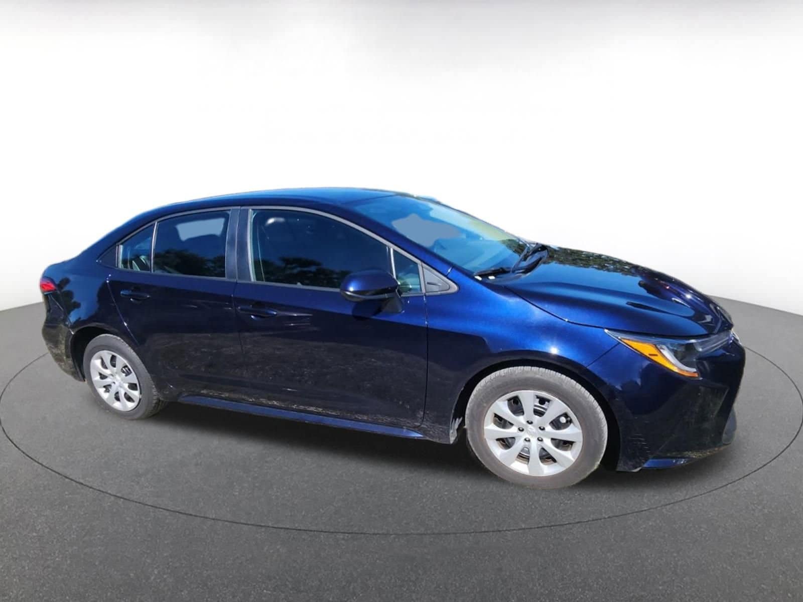 Thumbnail: 2025 Toyota Corolla - 8