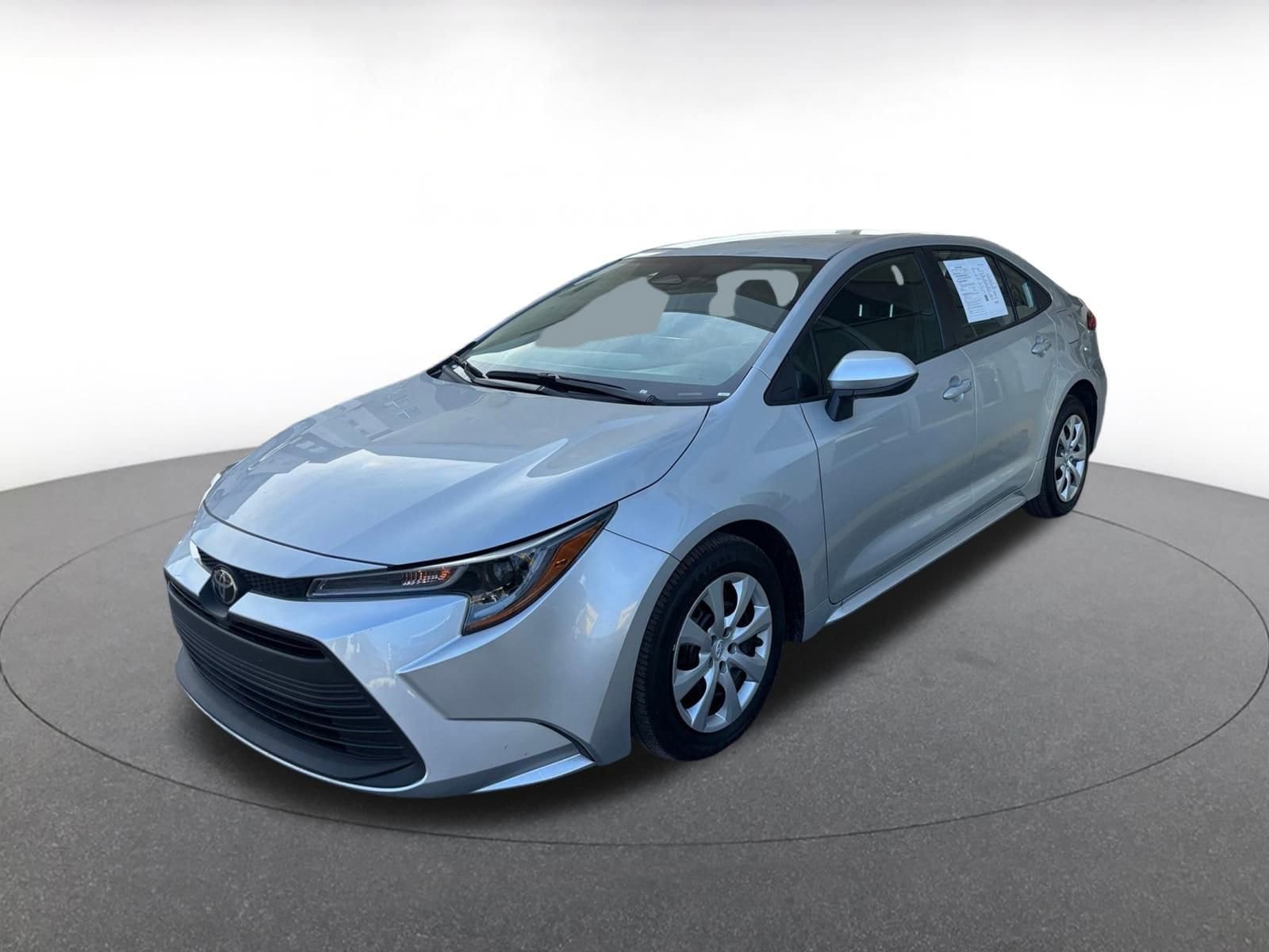 Thumbnail: 2025 Toyota Corolla - 4