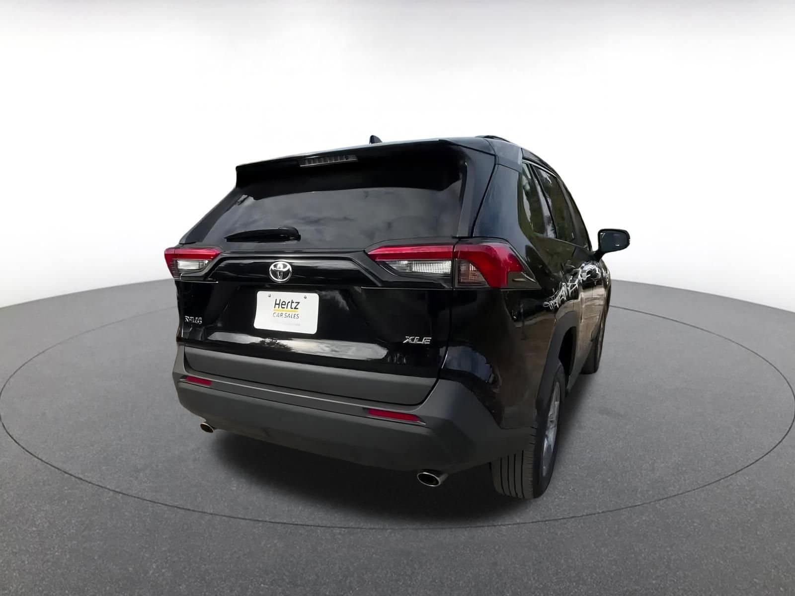 Thumbnail: 2025 Toyota RAV4 - 16